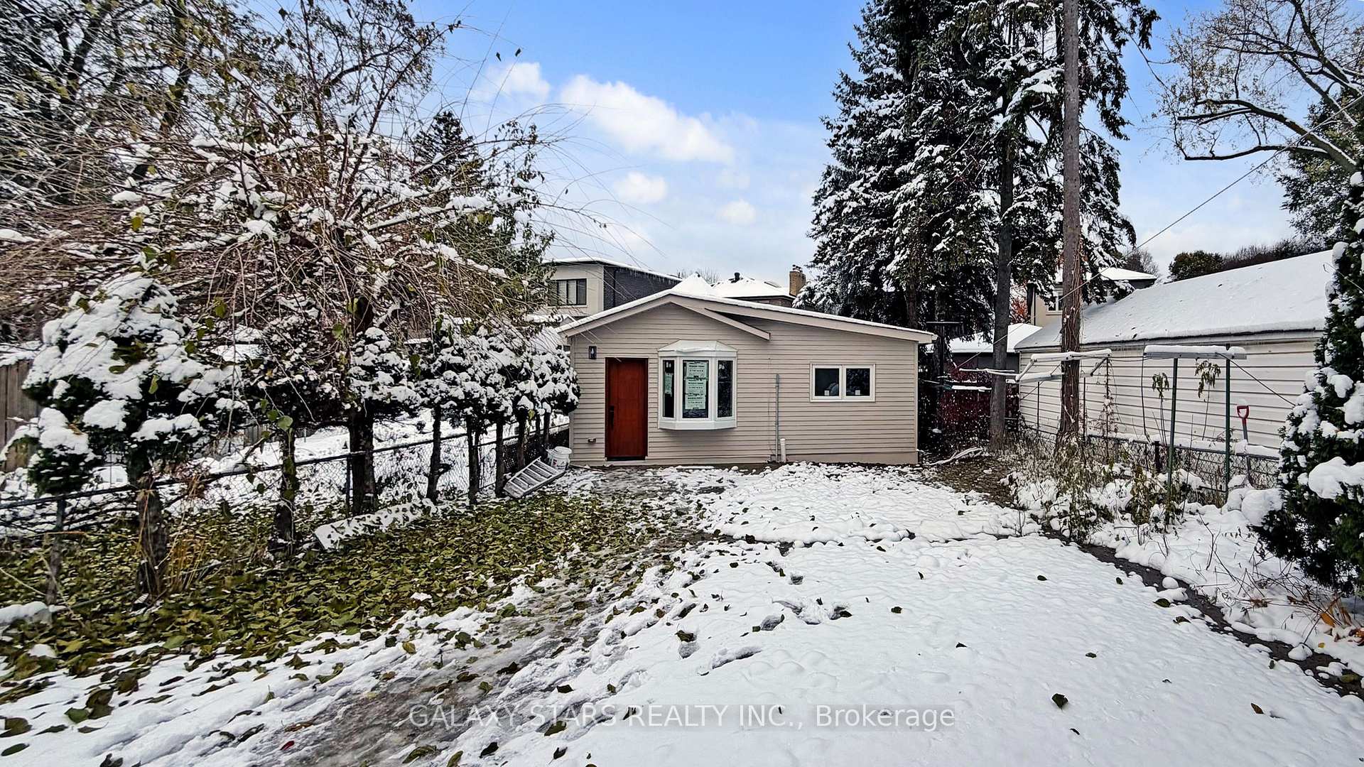 Photo 37 of 422 O'connor Drive, Toronto, East York — HOMEH
