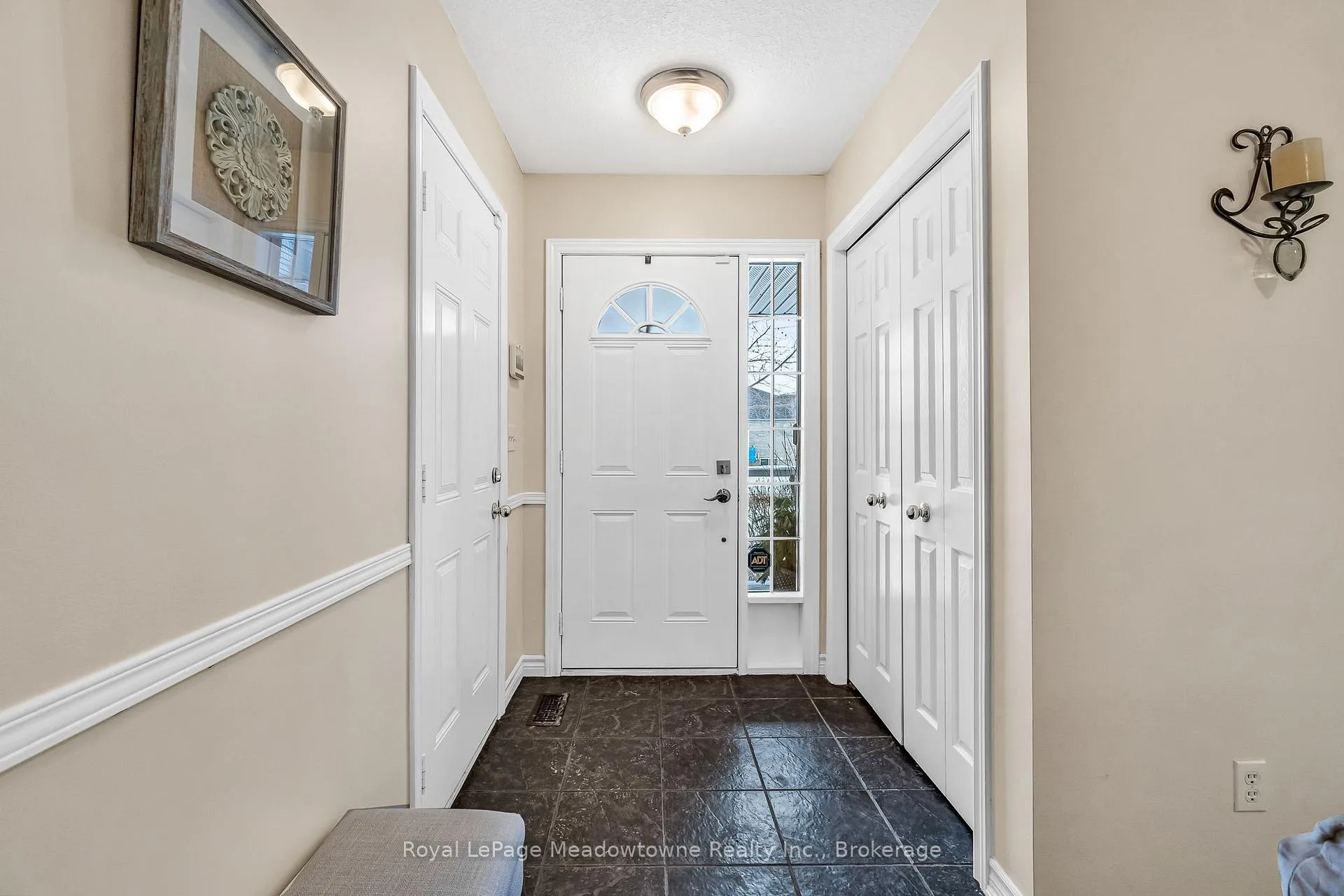 Photo 4 of 14 Atto Drive, Guelph, Victoria North — HOMEH
