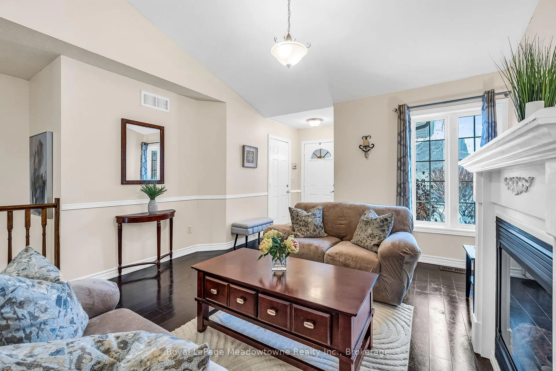 Photo 9 of 14 Atto Drive, Guelph, Victoria North — HOMEH