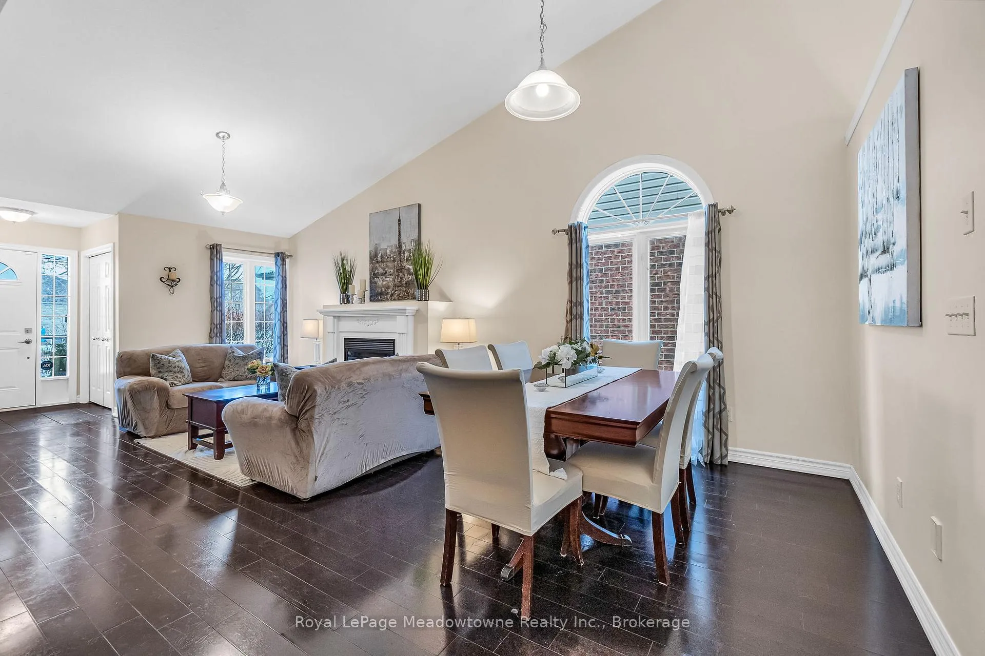 Photo 12 of 14 Atto Drive, Guelph, Victoria North — HOMEH