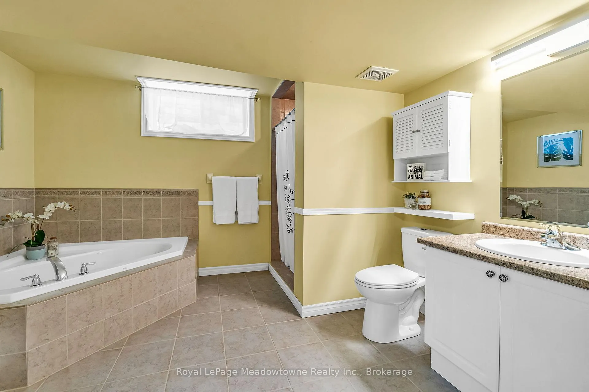 Photo 35 of 14 Atto Drive, Guelph, Victoria North — HOMEH