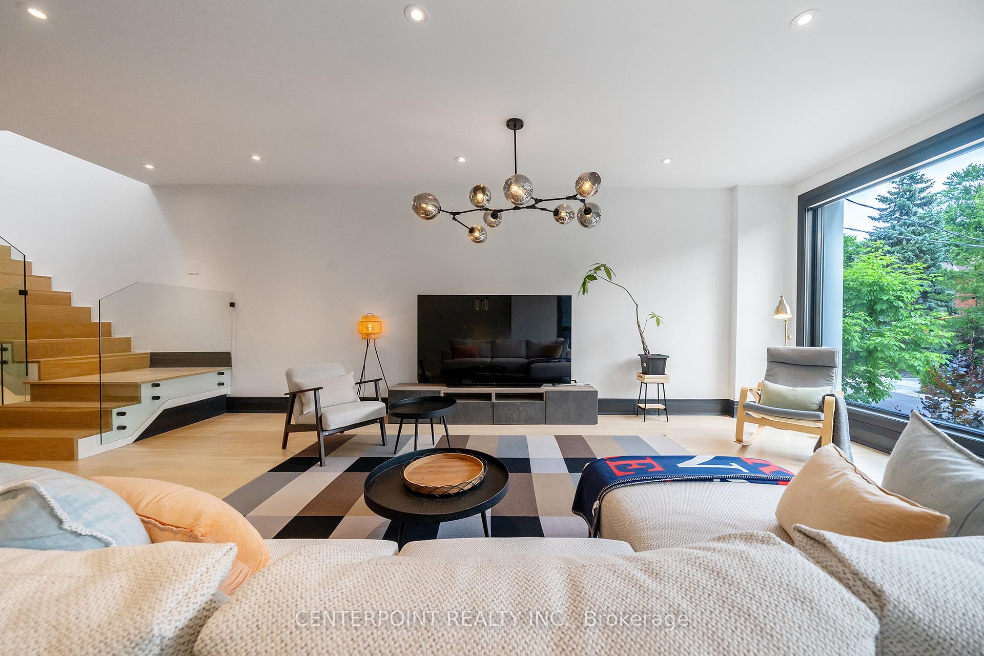 Photo 2 of 30 Gilgorm Road, Toronto, Forest Hill North — HOMEH