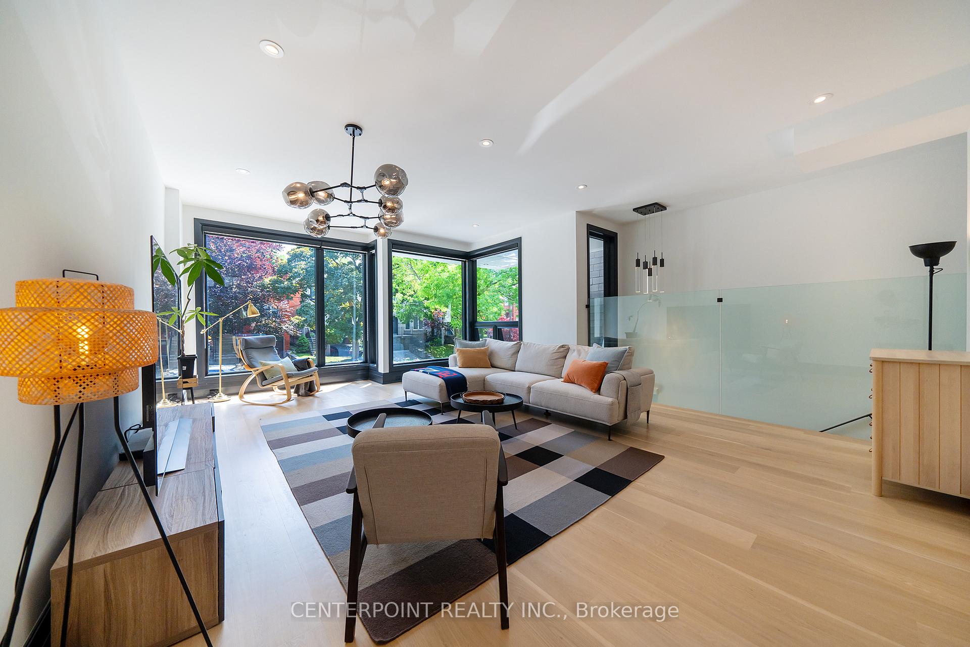 Photo 4 of 30 Gilgorm Road, Toronto, Forest Hill North — HOMEH