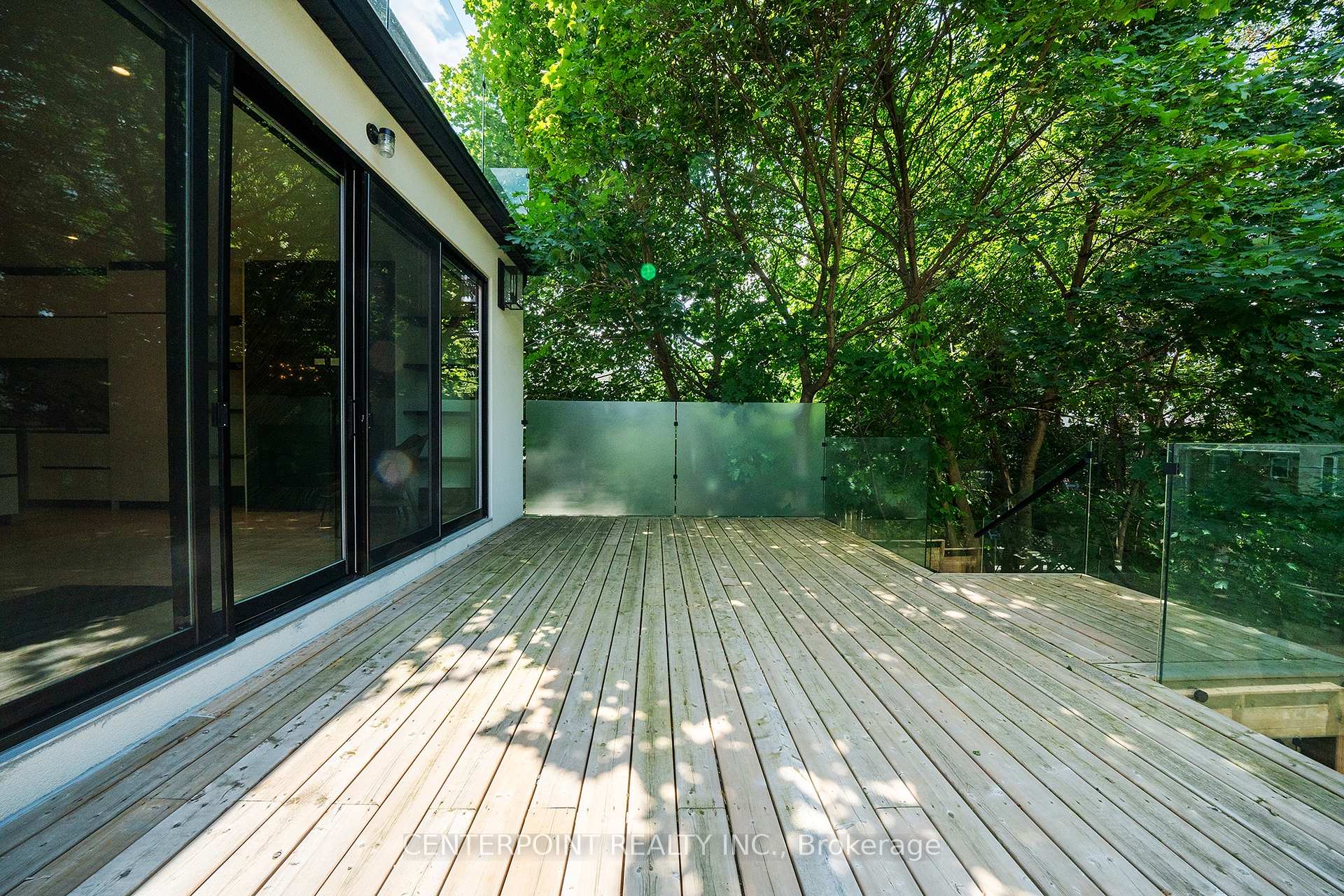Photo 20 of 30 Gilgorm Road, Toronto, Forest Hill North — HOMEH