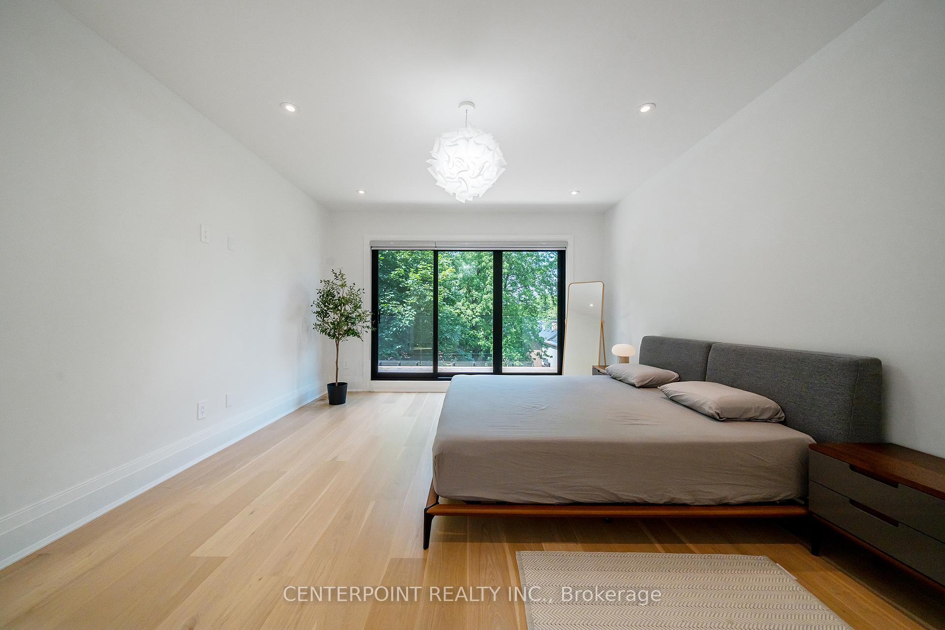 Photo 23 of 30 Gilgorm Road, Toronto, Forest Hill North — HOMEH