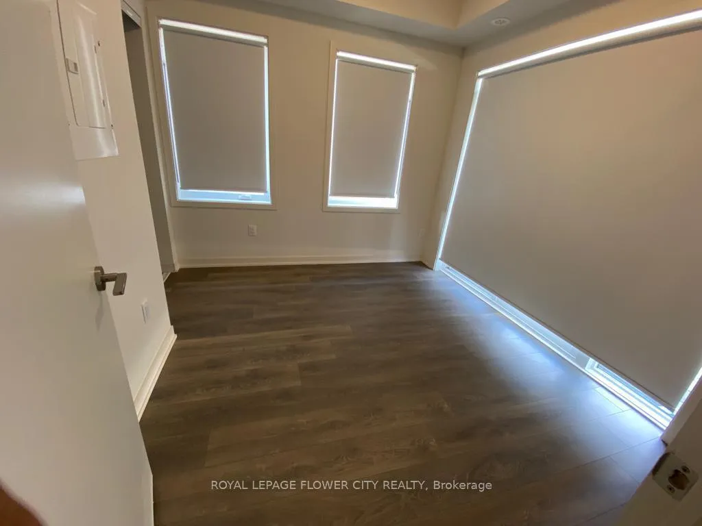 Photo 17 of Unit 113, 58 Sky Harbour Drive, Brampton, Bram West — HOMEH