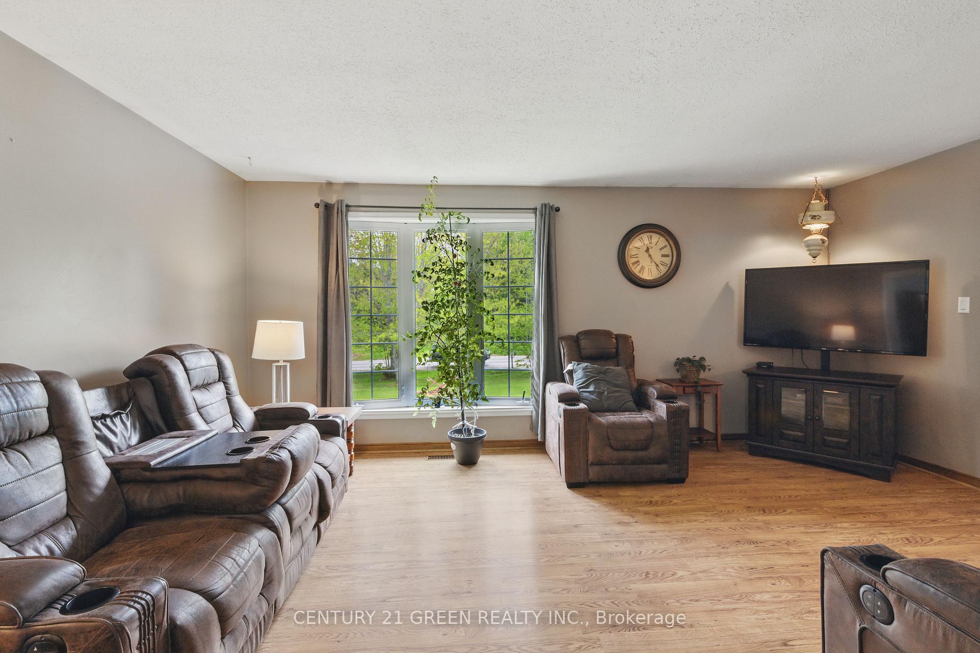Photo 11 of 414 Hill Valley Road, Strong — HOMEH