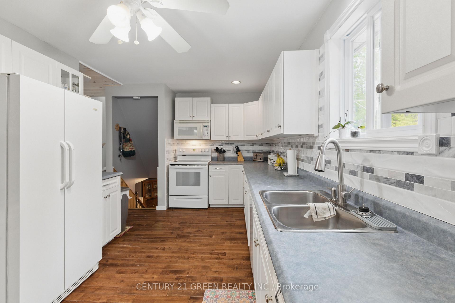 Photo 14 of 414 Hill Valley Road, Strong — HOMEH