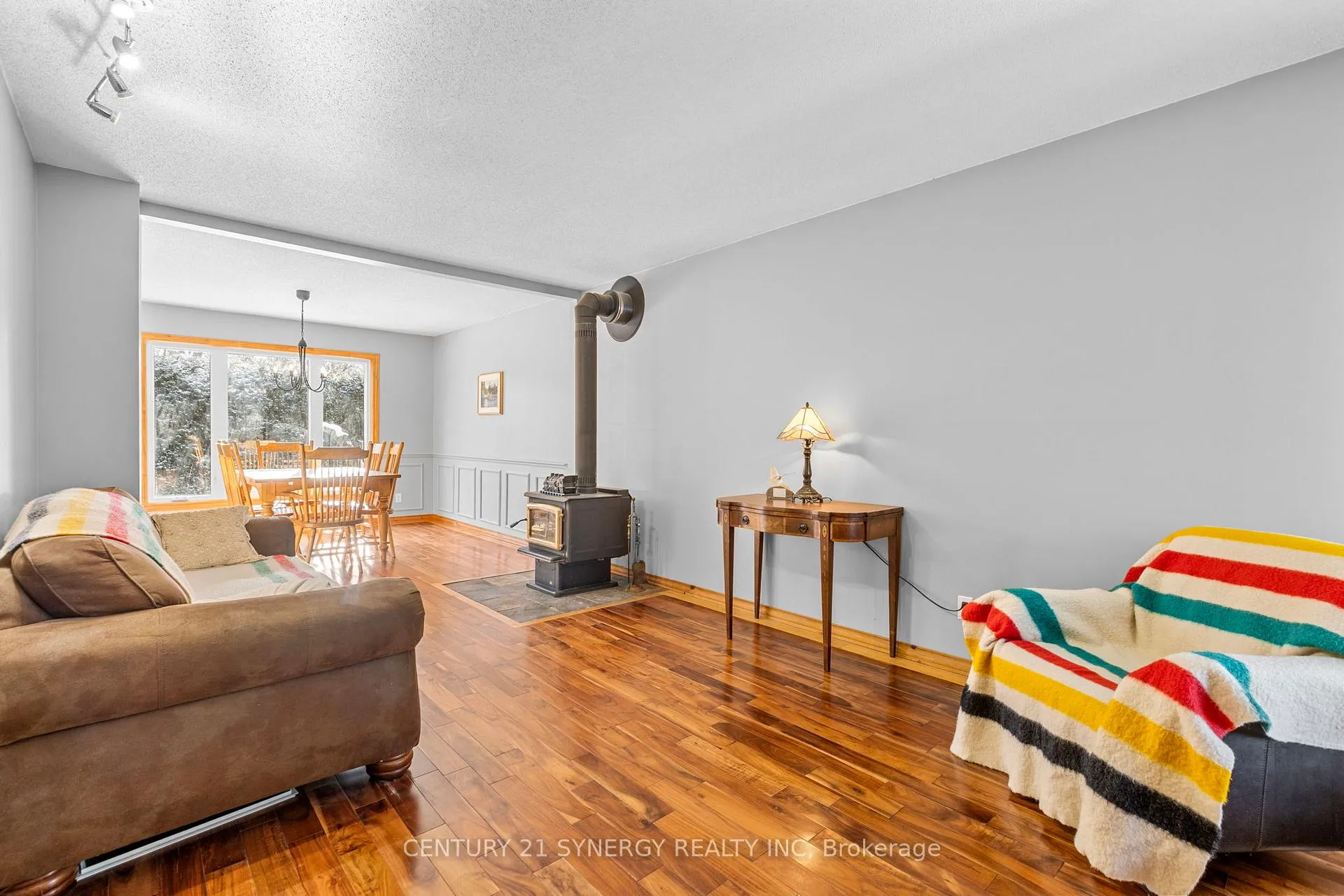 Photo 7 of 34 Rosegarden Crescent, Ottawa, Hunt Club Park/Greenboro — HOMEH