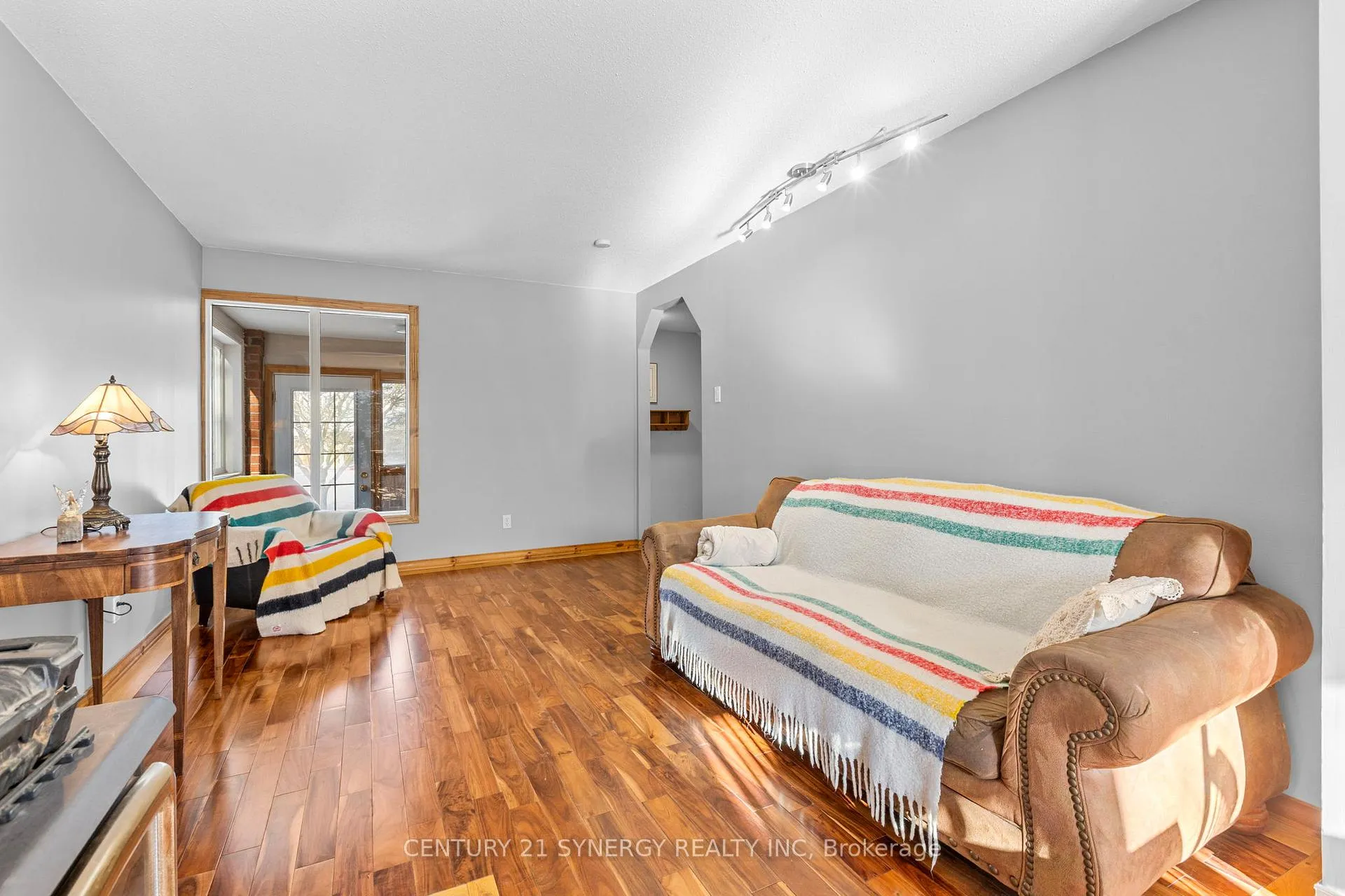 Photo 8 of 34 Rosegarden Crescent, Ottawa, Hunt Club Park/Greenboro — HOMEH