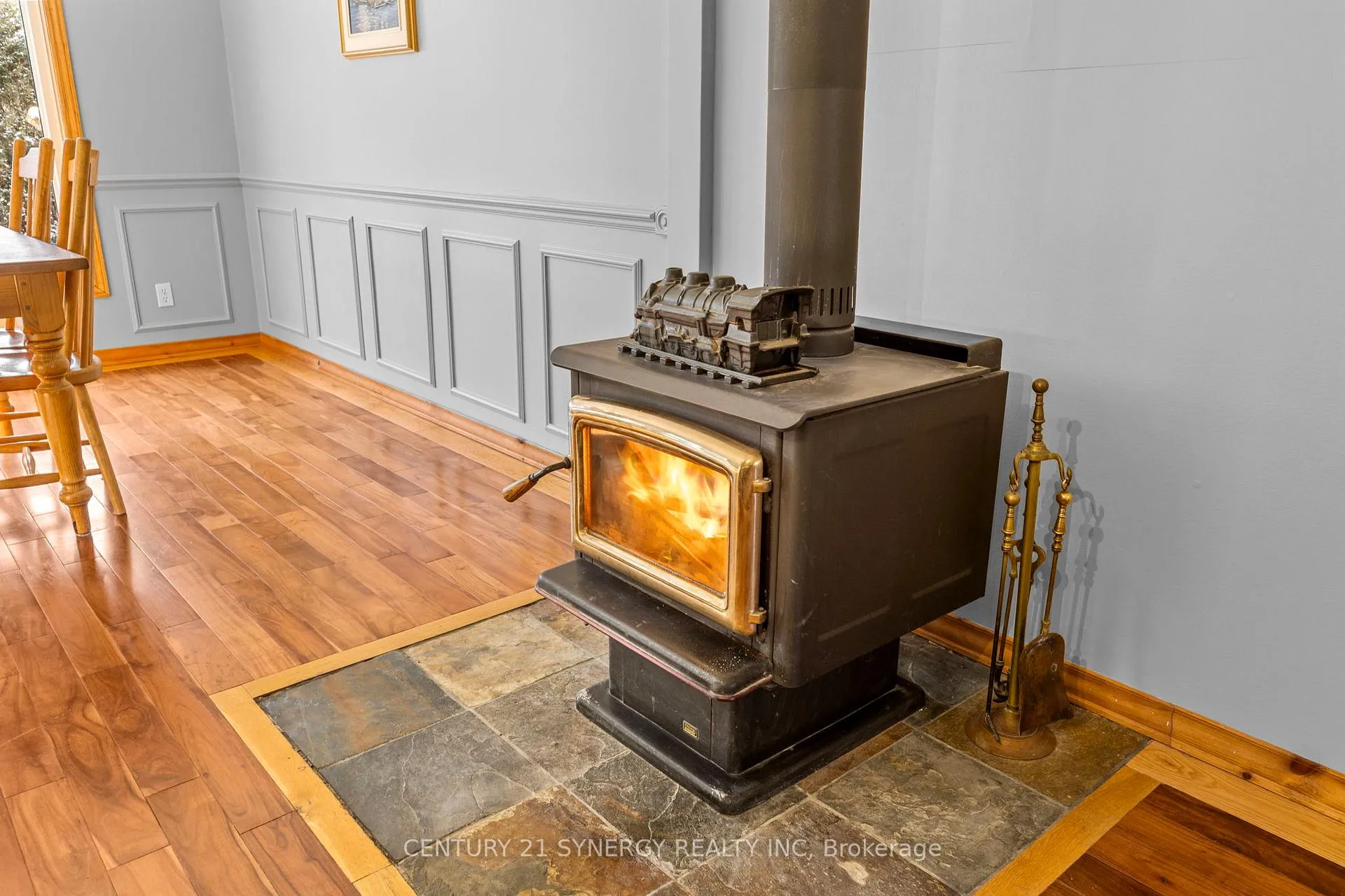 Photo 10 of 34 Rosegarden Crescent, Ottawa, Hunt Club Park/Greenboro — HOMEH