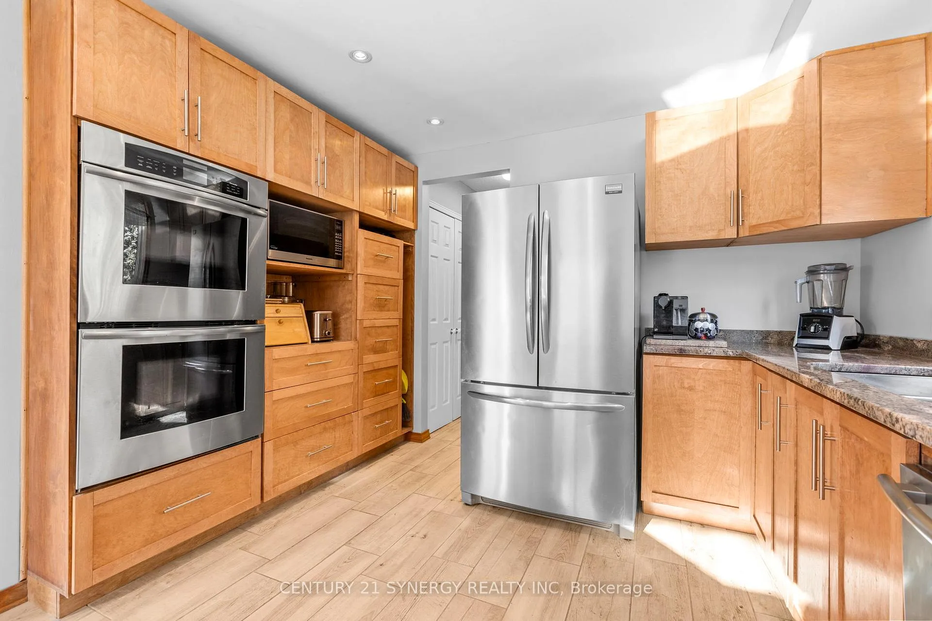 Photo 16 of 34 Rosegarden Crescent, Ottawa, Hunt Club Park/Greenboro — HOMEH