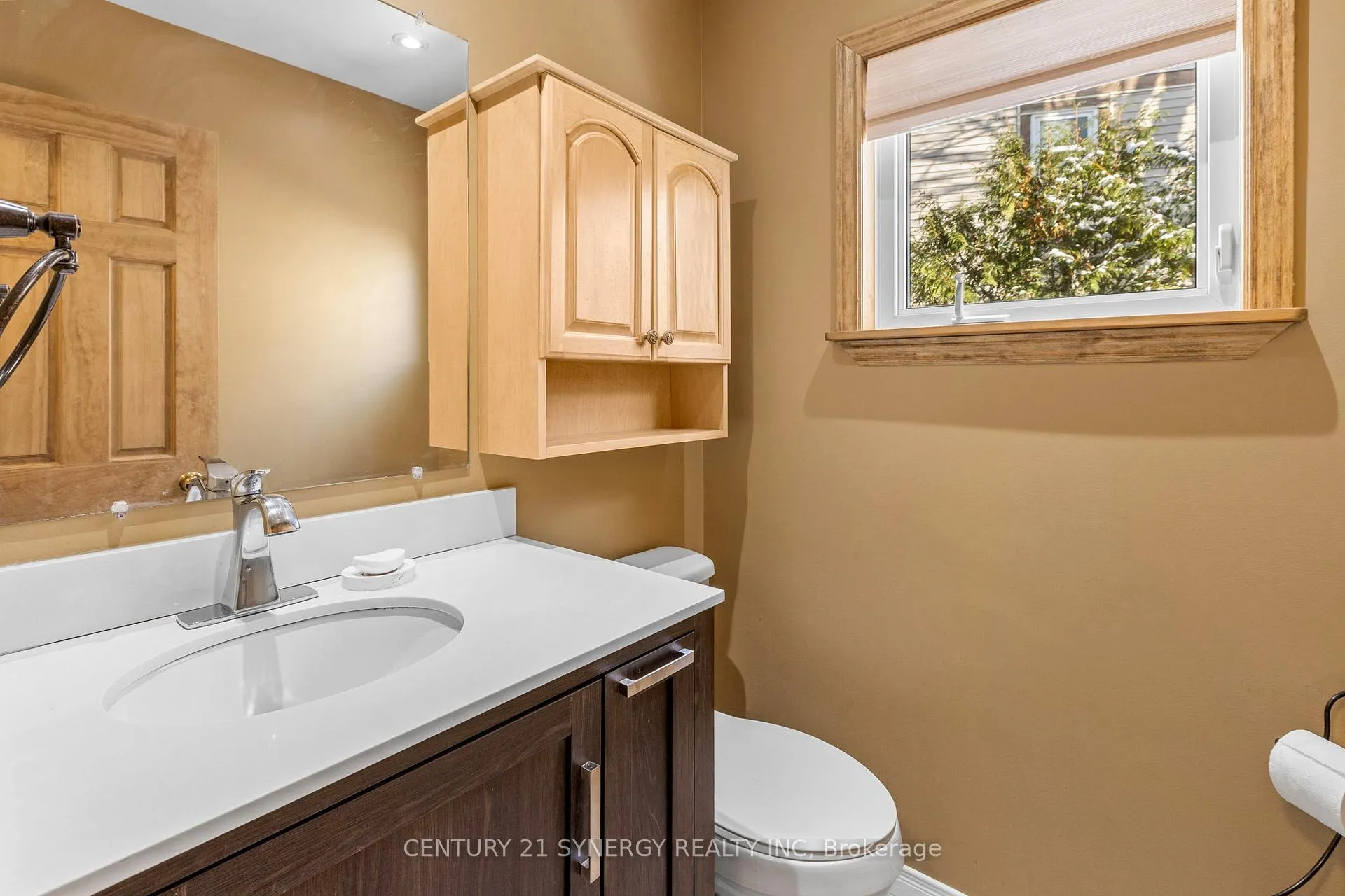 Photo 18 of 34 Rosegarden Crescent, Ottawa, Hunt Club Park/Greenboro — HOMEH