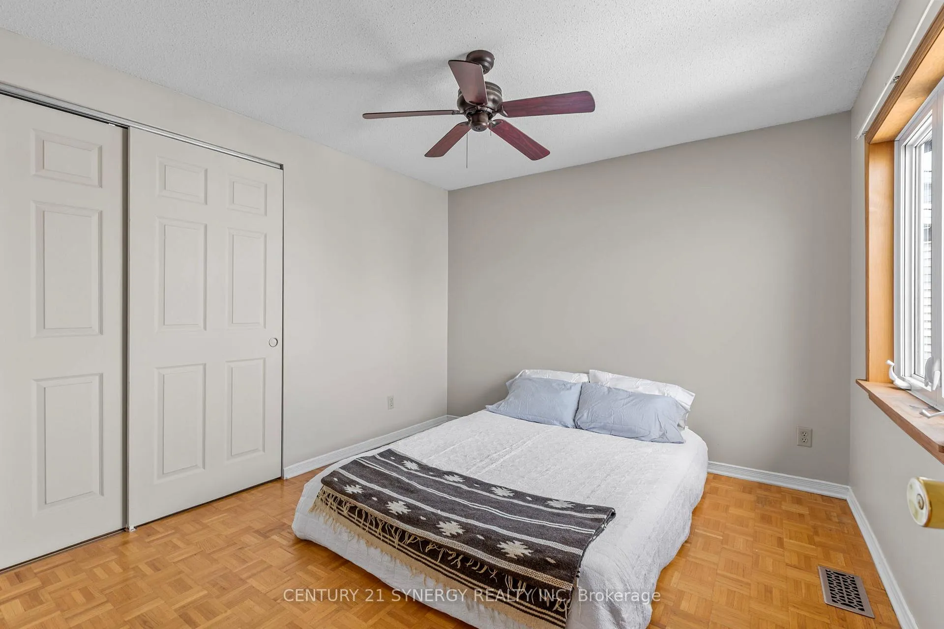 Photo 22 of 34 Rosegarden Crescent, Ottawa, Hunt Club Park/Greenboro — HOMEH