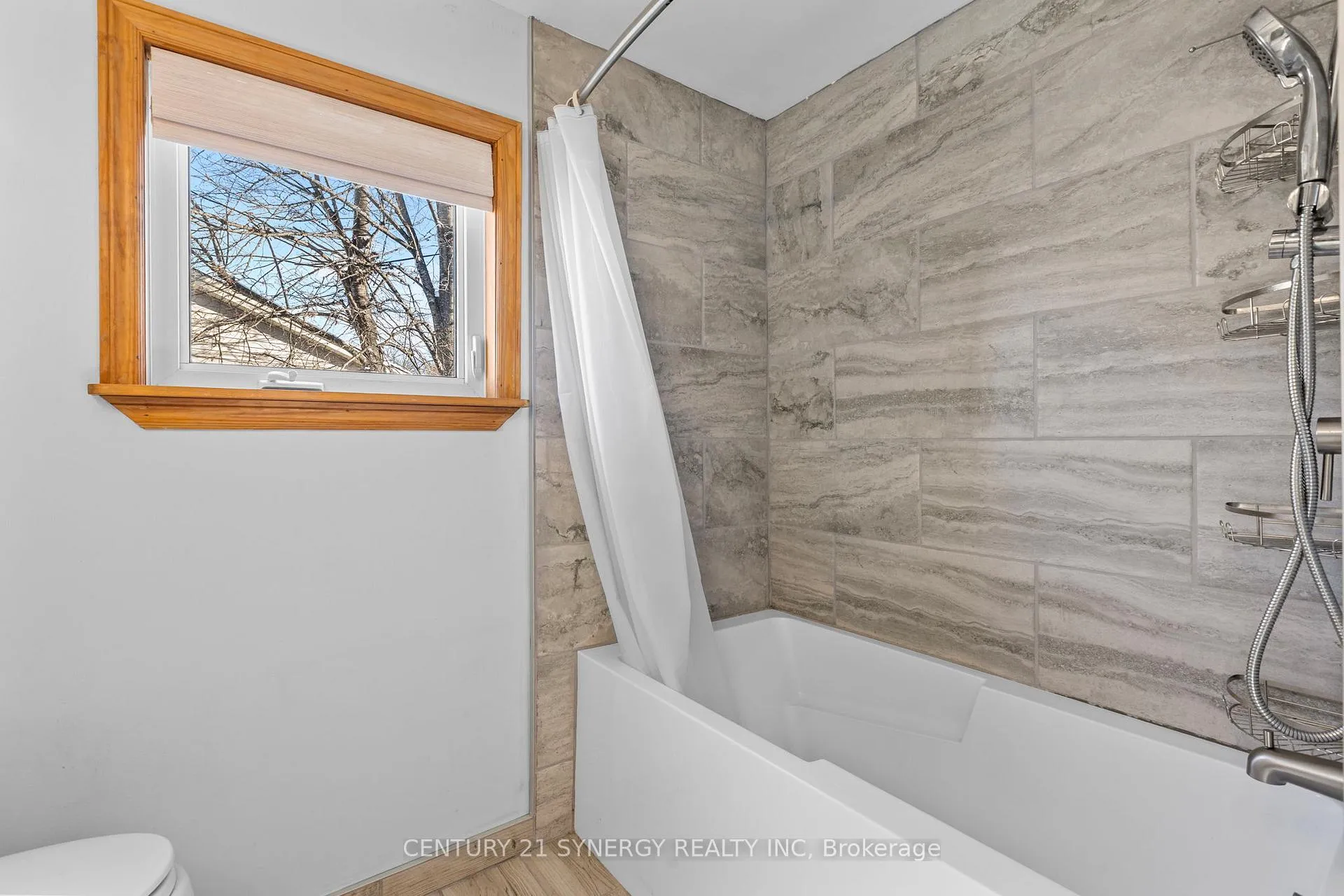 Photo 29 of 34 Rosegarden Crescent, Ottawa, Hunt Club Park/Greenboro — HOMEH