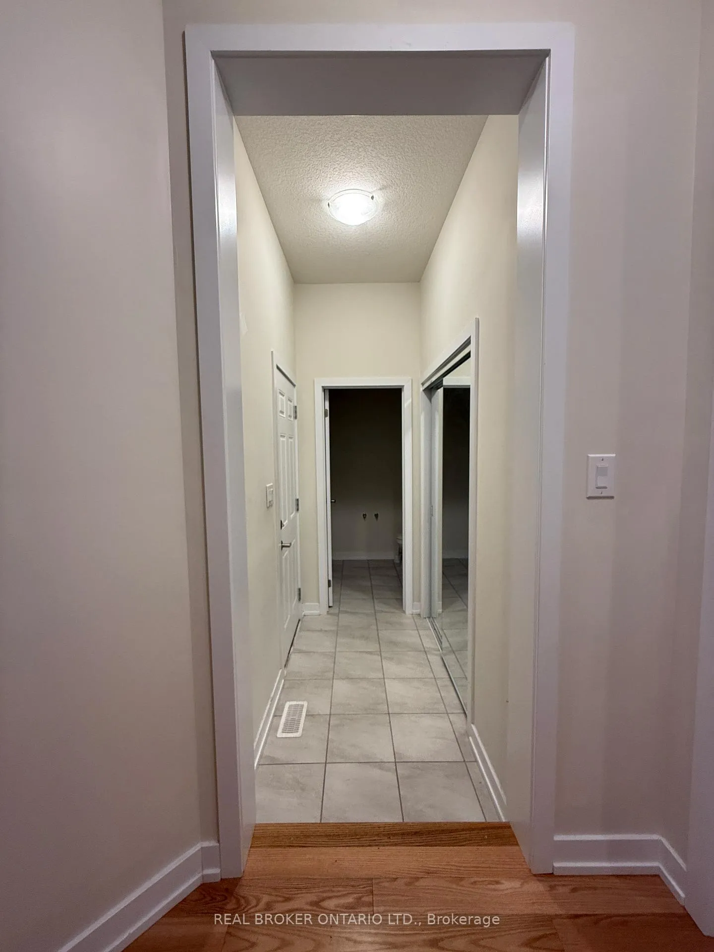 Photo 7 of 90 Sunflower Crescent, Thorold, Hurricane/Merrittville — HOMEH