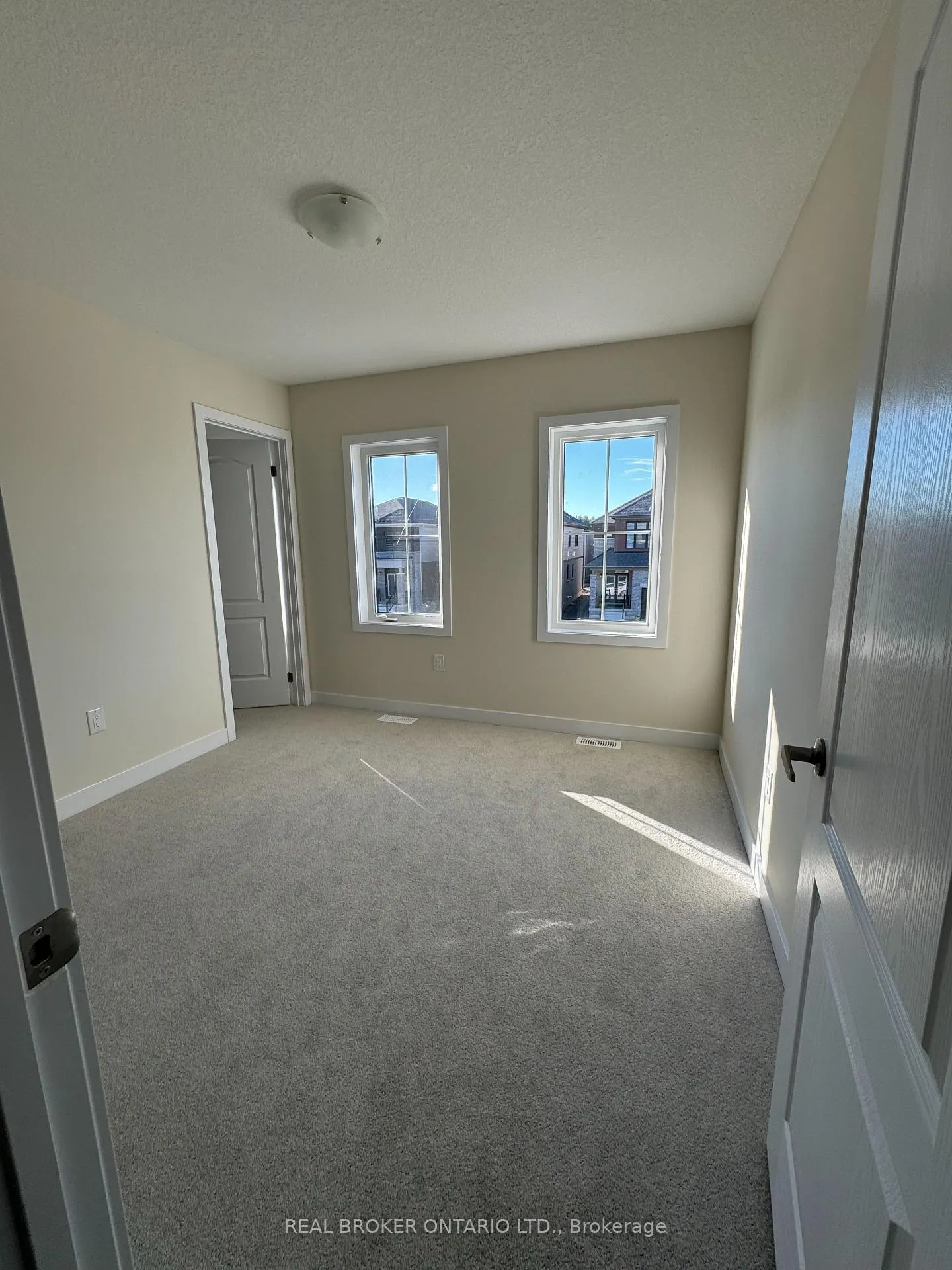 Photo 20 of 90 Sunflower Crescent, Thorold, Hurricane/Merrittville — HOMEH