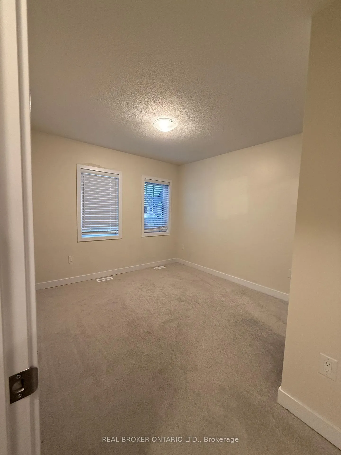 Photo 22 of 90 Sunflower Crescent, Thorold, Hurricane/Merrittville — HOMEH