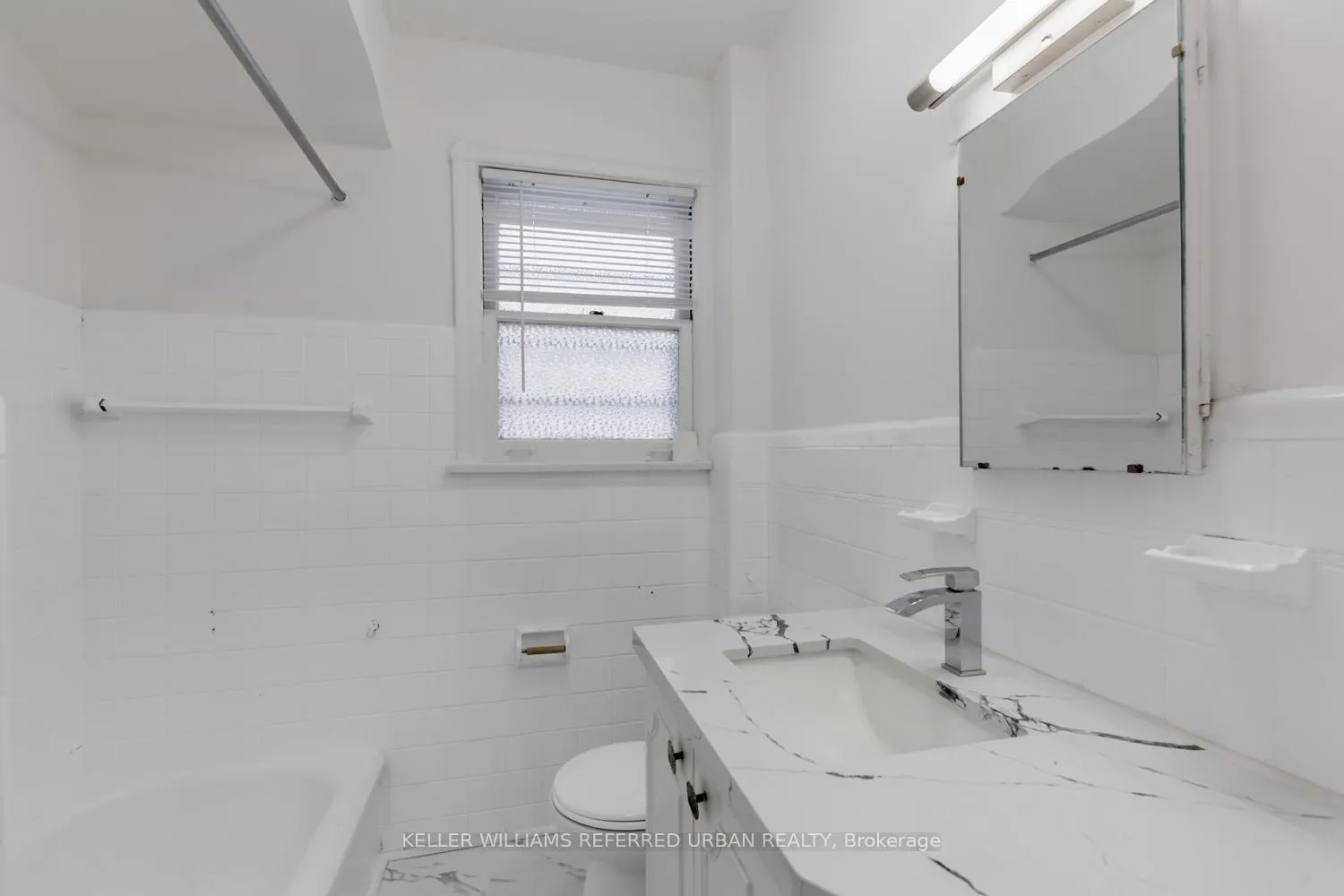 Photo 12 of 93 Glen Rush Boulevard, Toronto, Bedford Park-Nortown — HOMEH