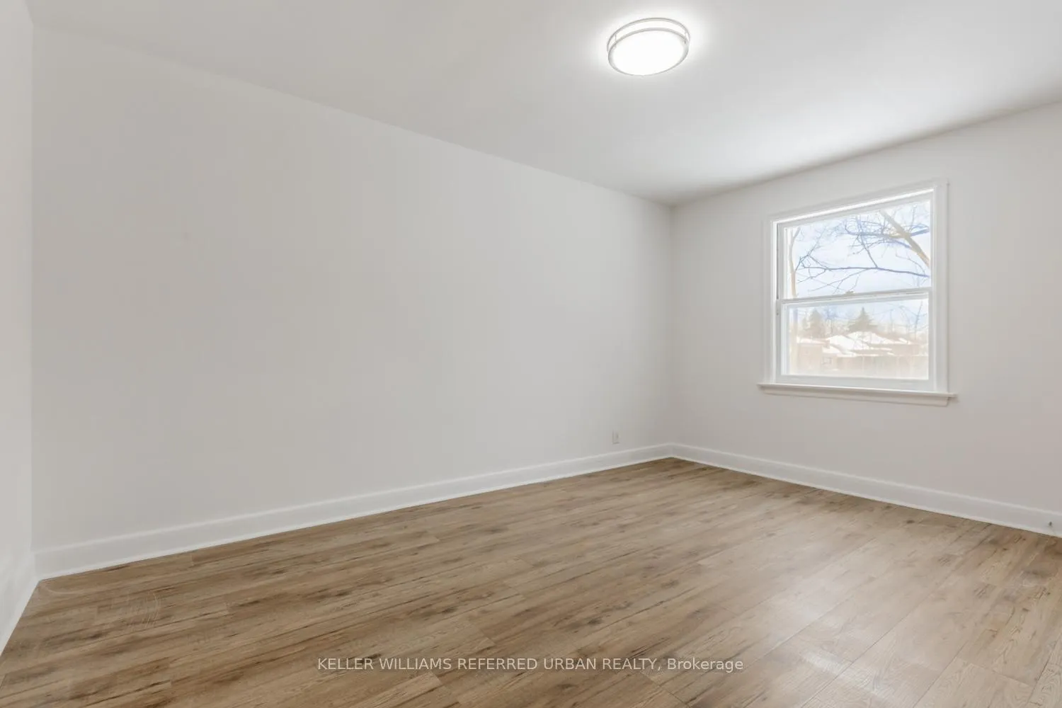 Photo 14 of 93 Glen Rush Boulevard, Toronto, Bedford Park-Nortown — HOMEH