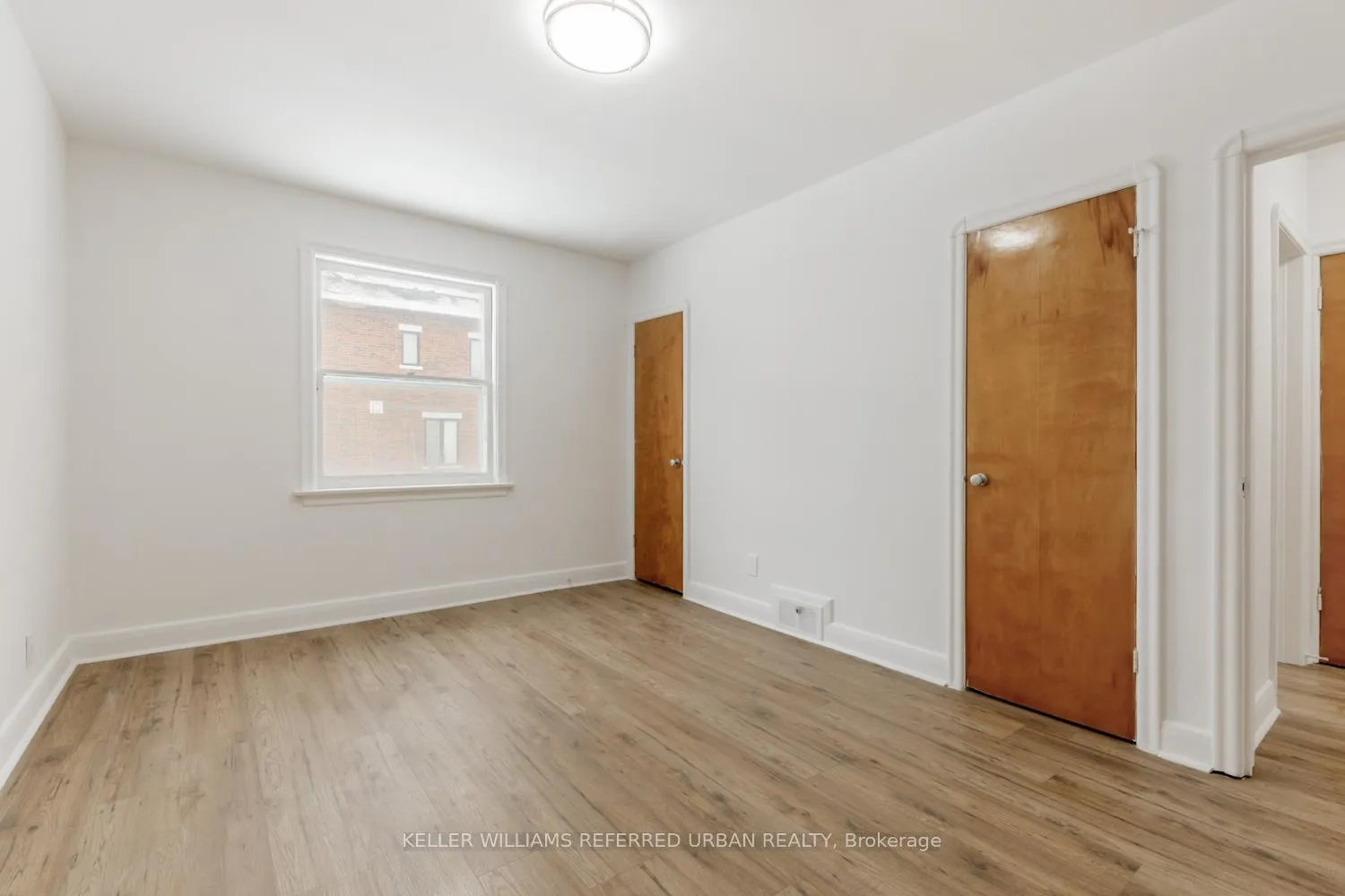 Photo 15 of 93 Glen Rush Boulevard, Toronto, Bedford Park-Nortown — HOMEH