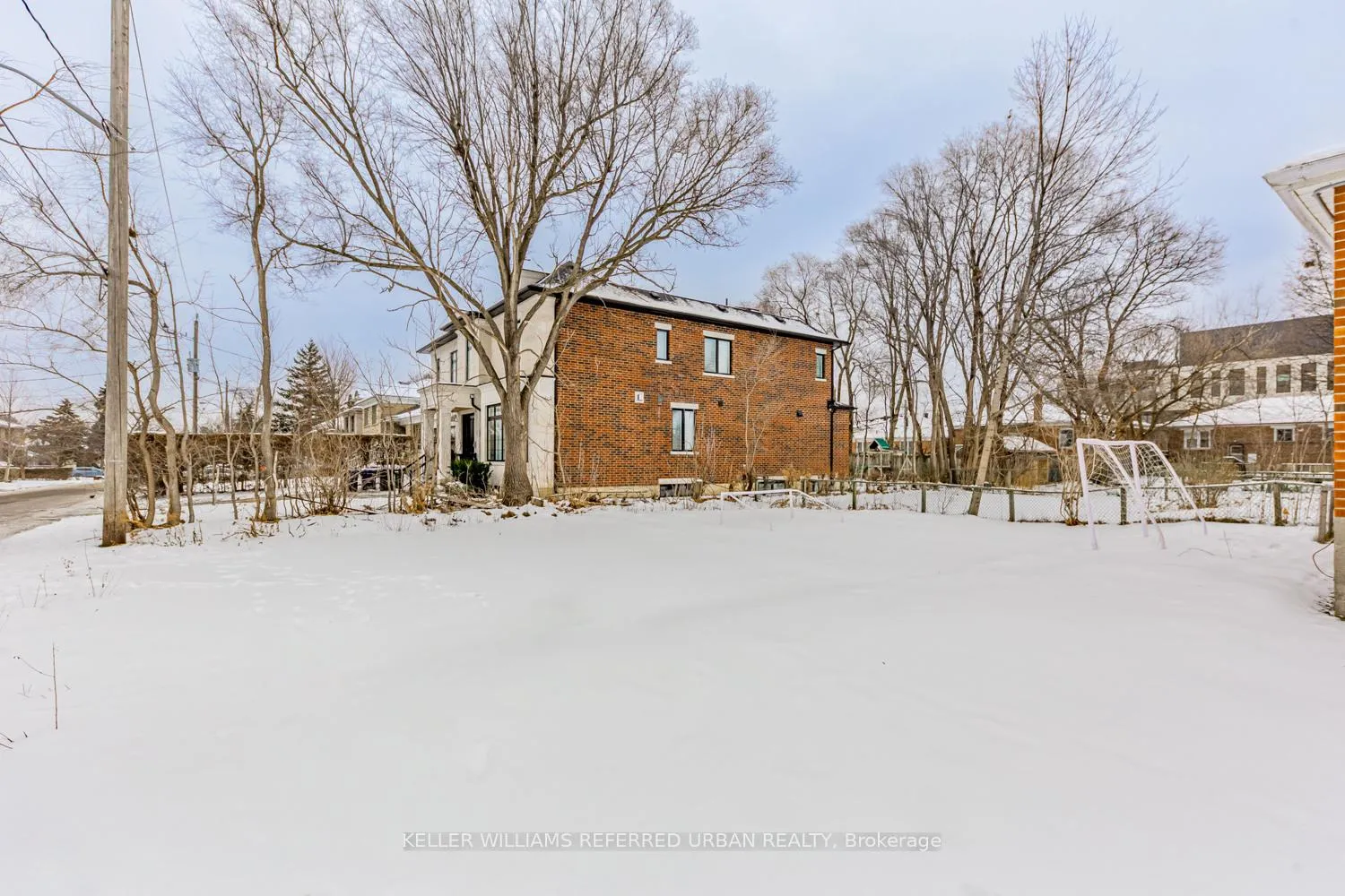 Photo 24 of 93 Glen Rush Boulevard, Toronto, Bedford Park-Nortown — HOMEH