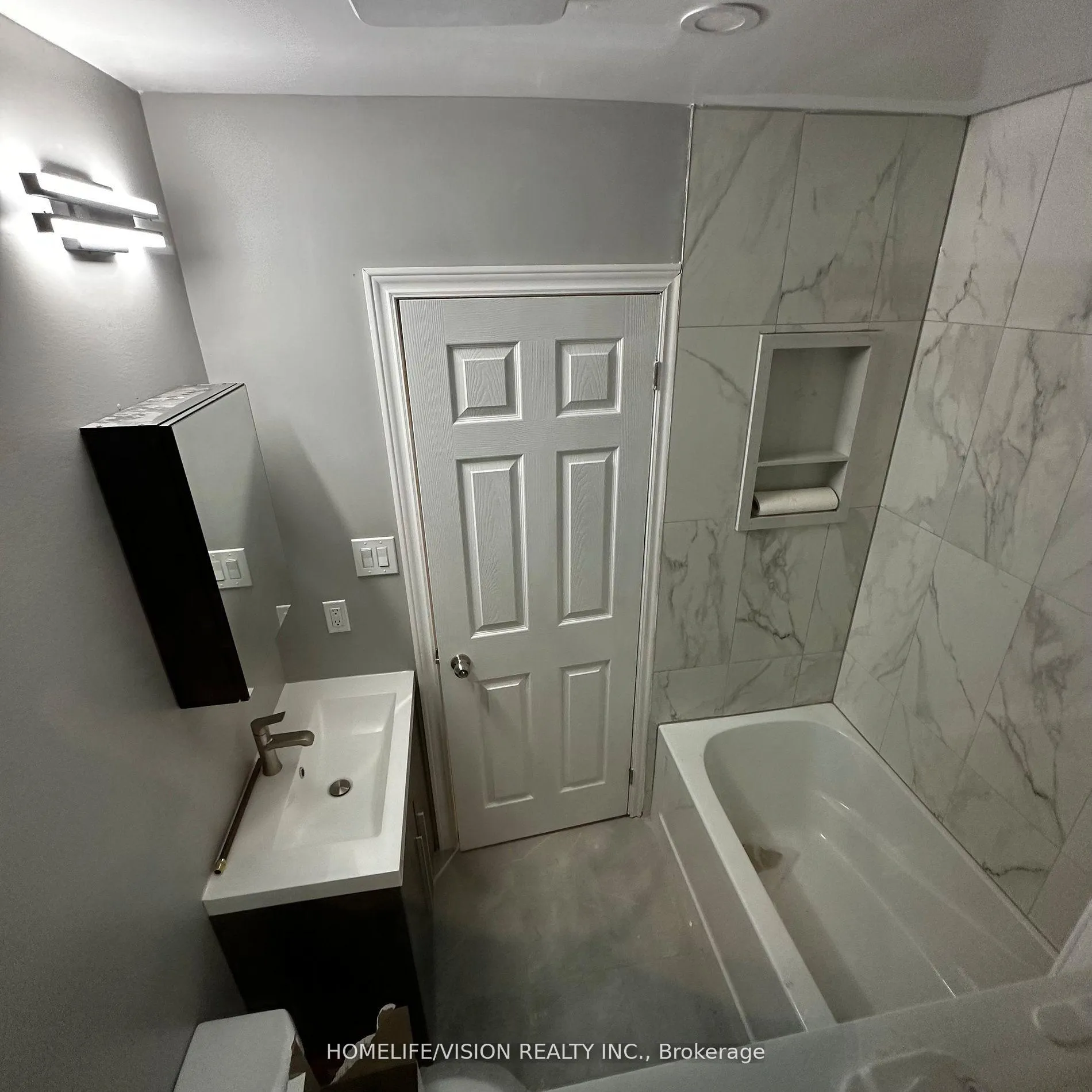 Photo 9 of Unit A, 2877 St Clair Avenue, Toronto, O'Connor-Parkview — HOMEH