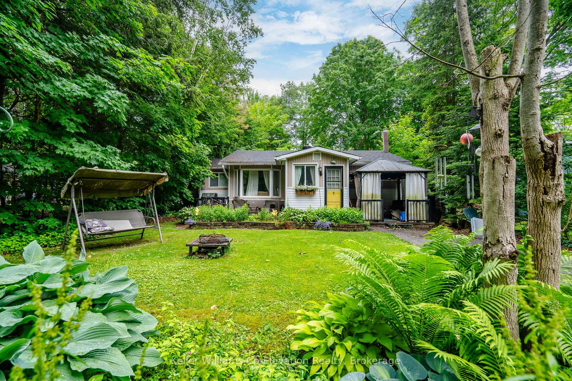 Photo 1 of 137 Oliver Drive, Tiny, Rural Tiny — HOMEH