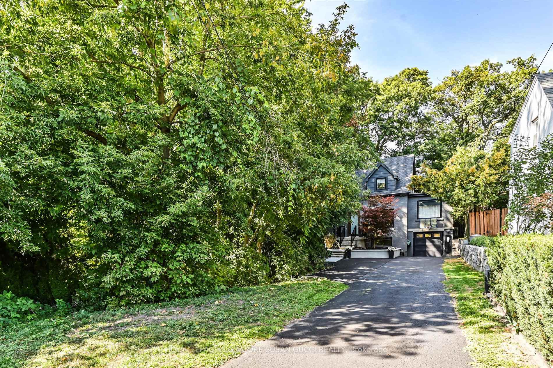 Photo 7 of 34 Glenwood Crescent, Toronto, O'Connor-Parkview — HOMEH