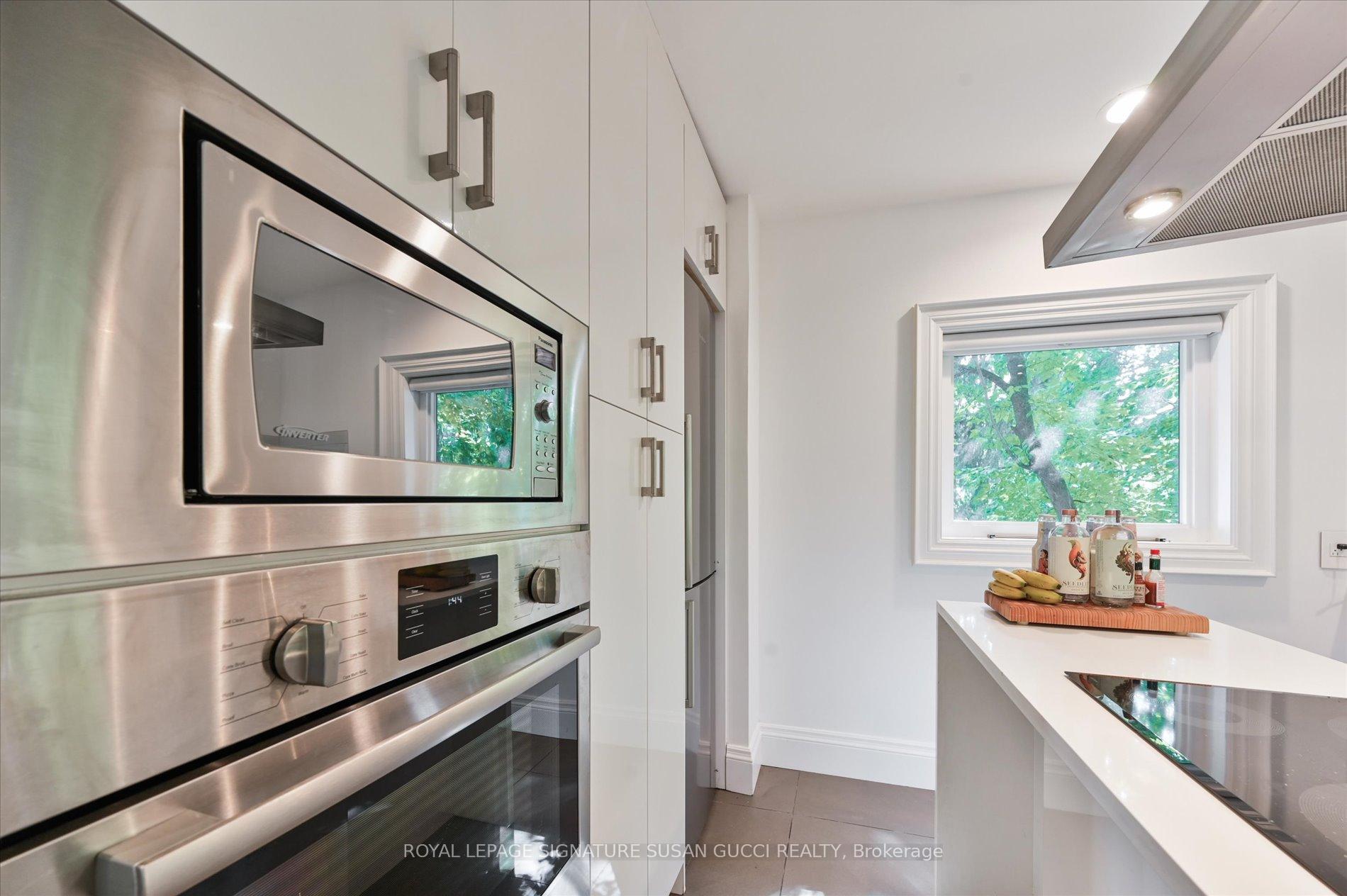 Photo 17 of 34 Glenwood Crescent, Toronto, O'Connor-Parkview — HOMEH