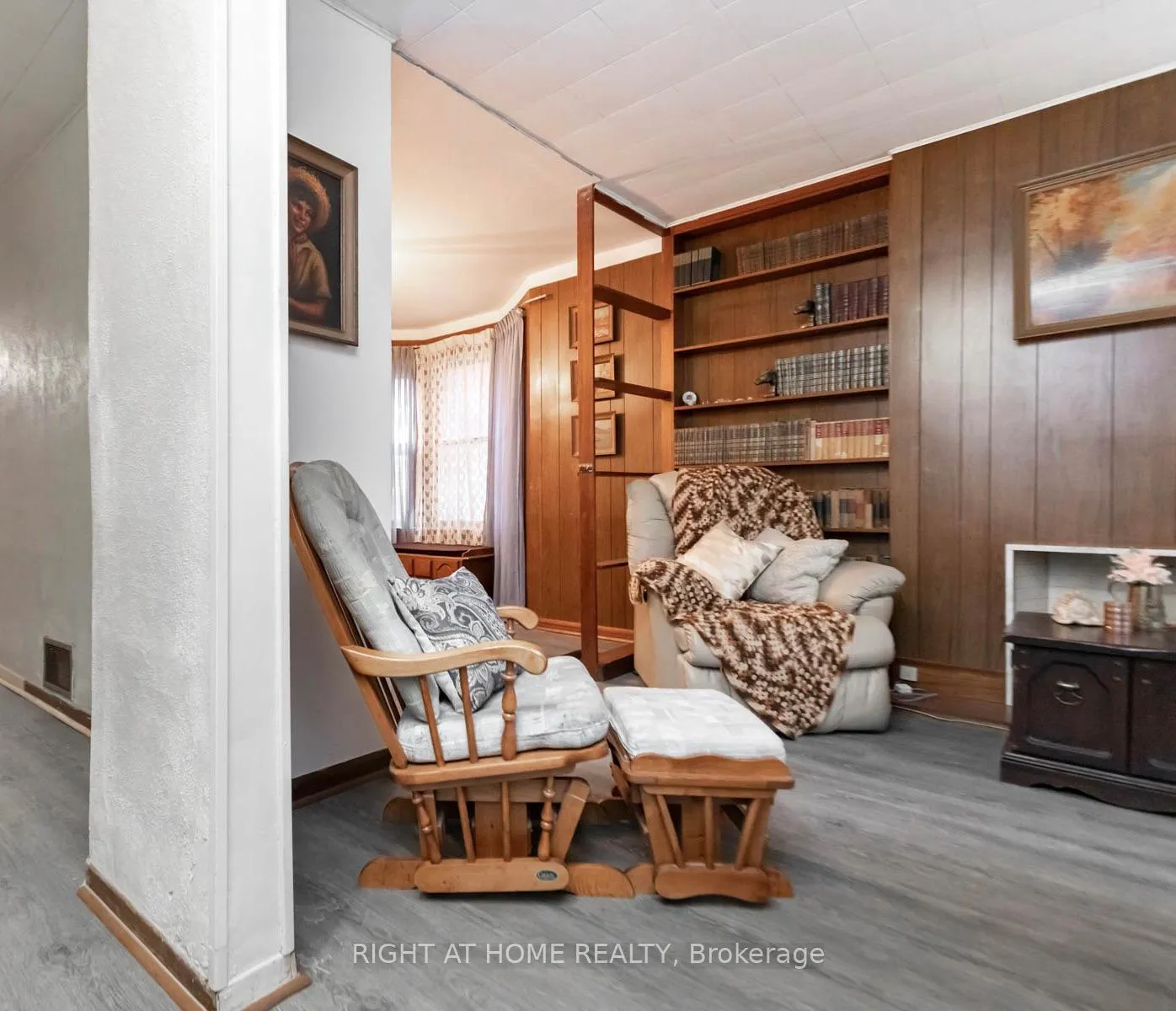 Photo 4 of 18 Mallon Avenue, Toronto, South Riverdale — HOMEH