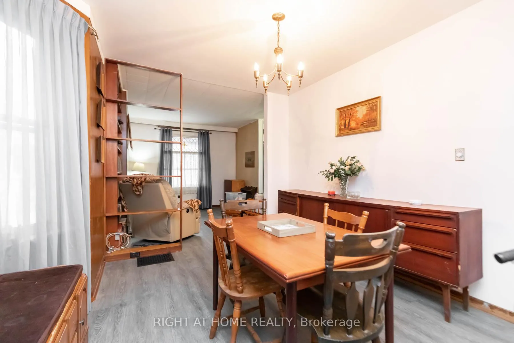 Photo 7 of 18 Mallon Avenue, Toronto, South Riverdale — HOMEH
