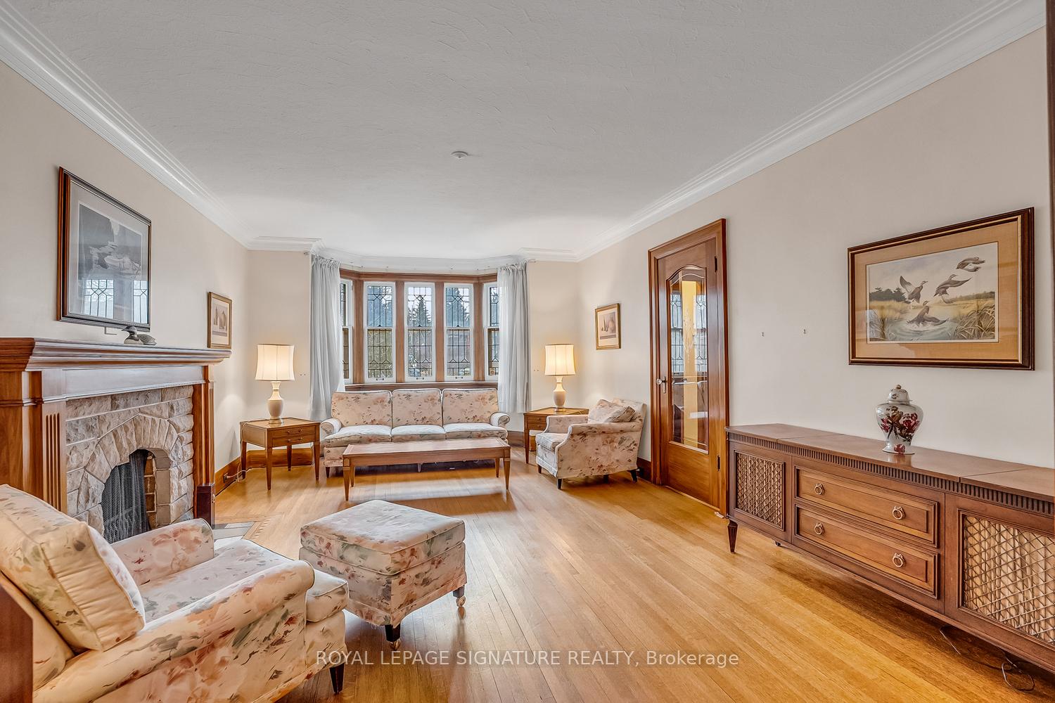 Photo 7 of 72 Bessborough Drive, Toronto, Leaside — HOMEH