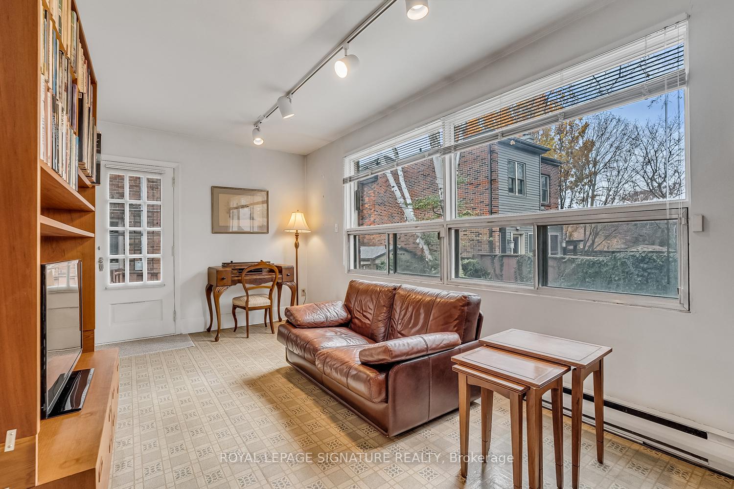 Photo 11 of 72 Bessborough Drive, Toronto, Leaside — HOMEH
