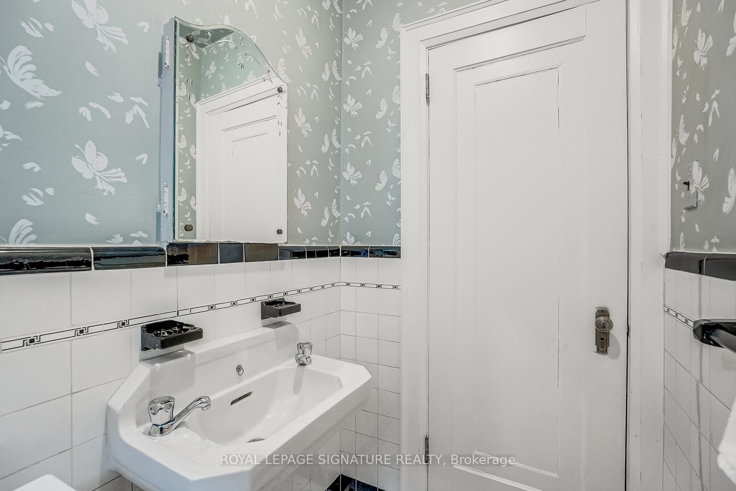 Photo 28 of 72 Bessborough Drive, Toronto, Leaside — HOMEH