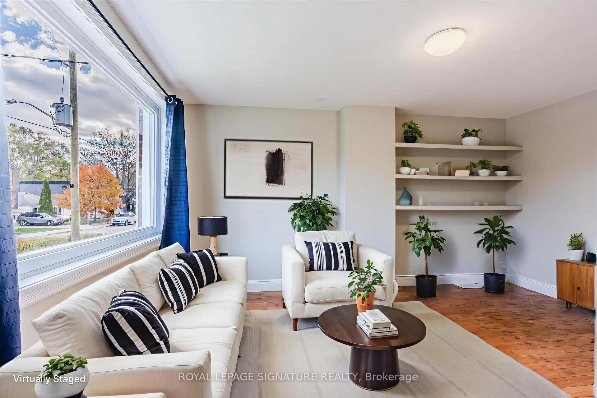 Photo 2 of 136 Meighen Avenue, Toronto, O'Connor-Parkview — HOMEH
