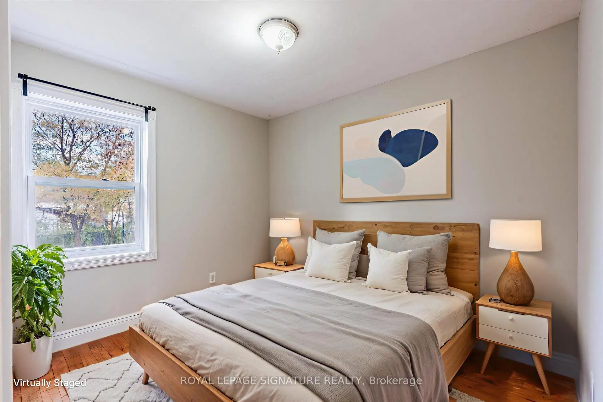 Photo 4 of 136 Meighen Avenue, Toronto, O'Connor-Parkview — HOMEH