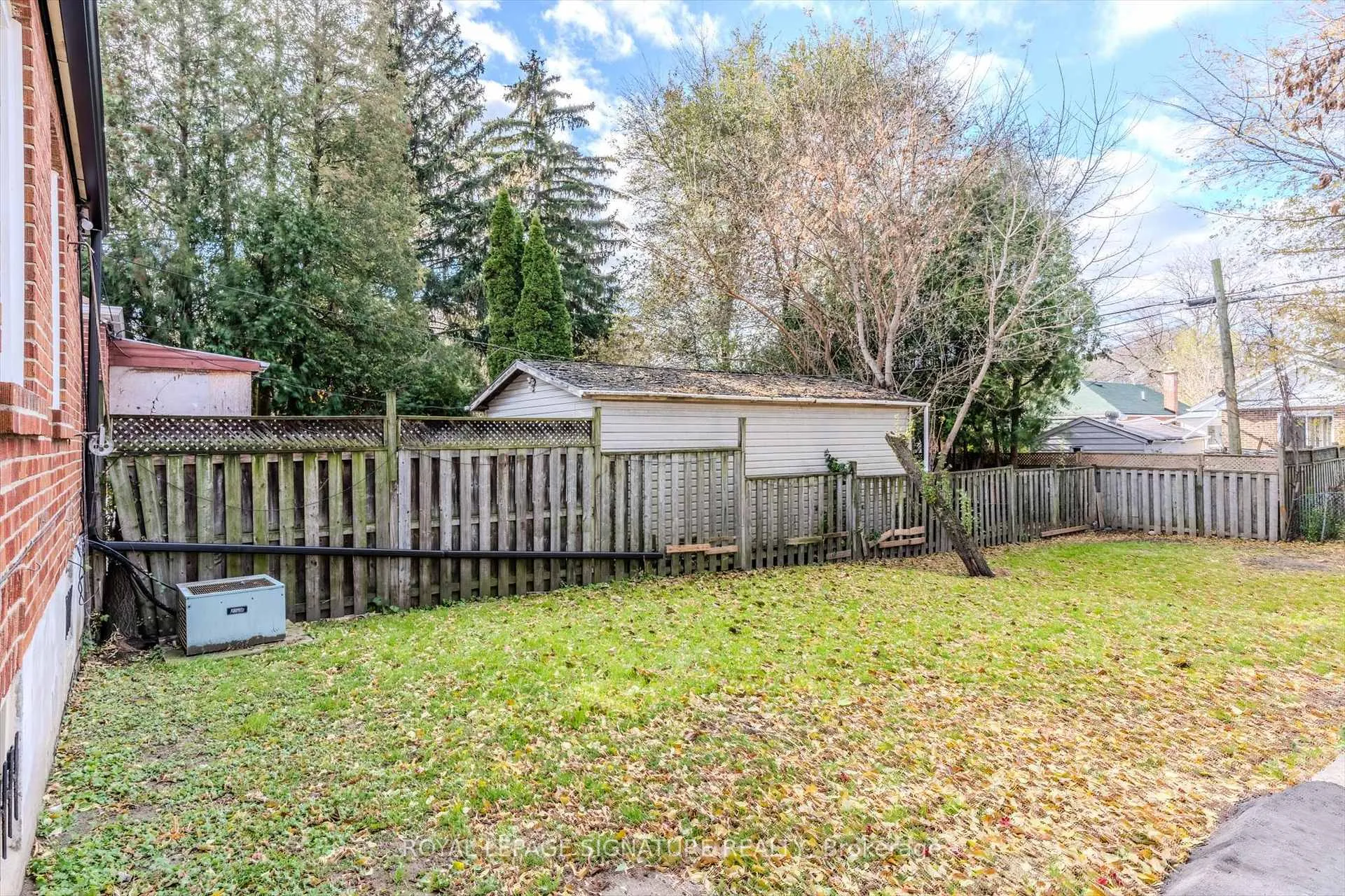 Photo 13 of 136 Meighen Avenue, Toronto, O'Connor-Parkview — HOMEH