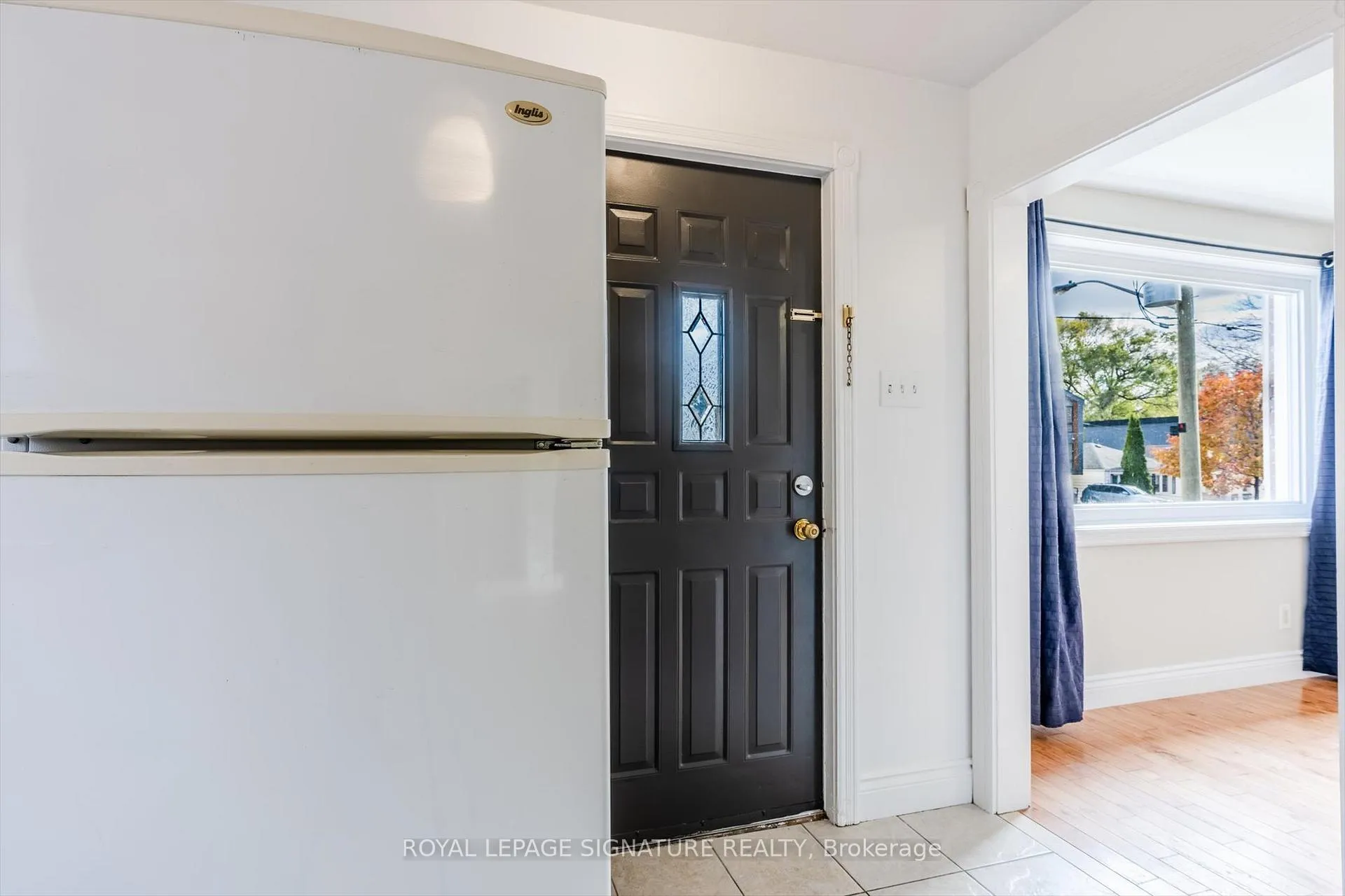Photo 16 of 136 Meighen Avenue, Toronto, O'Connor-Parkview — HOMEH