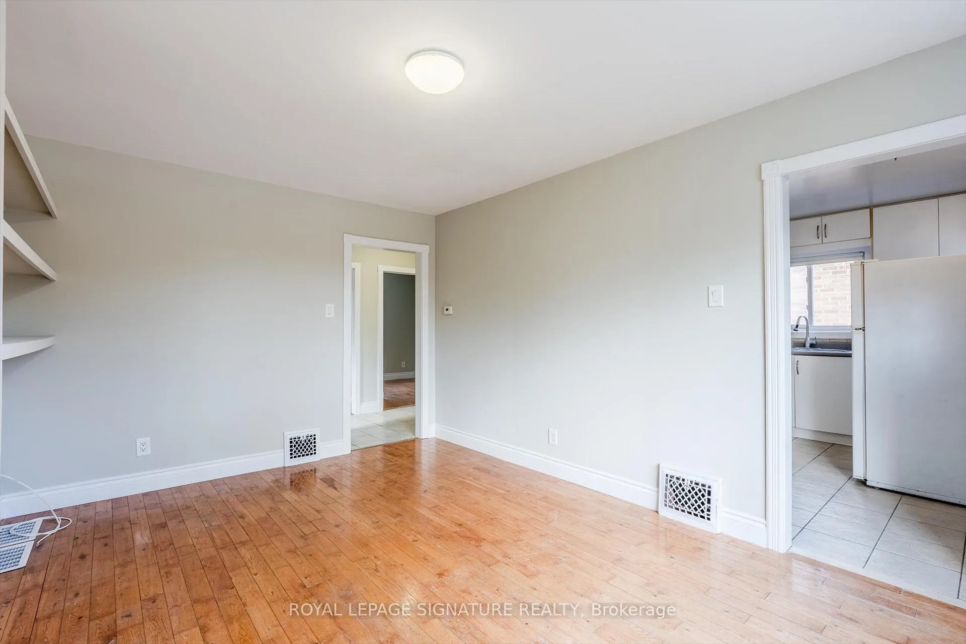 Photo 22 of 136 Meighen Avenue, Toronto, O'Connor-Parkview — HOMEH