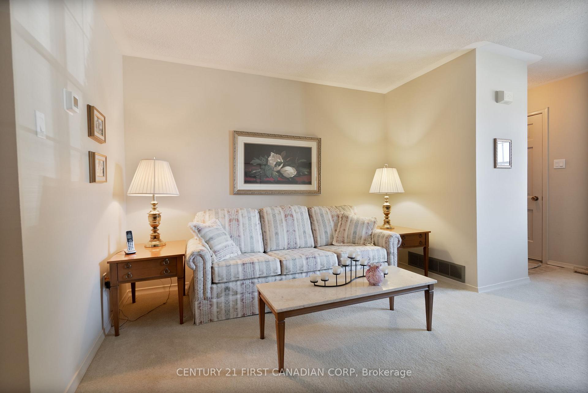 Photo 6 of 456 Maple Street, Strathroy-Caradoc, NW — HOMEH