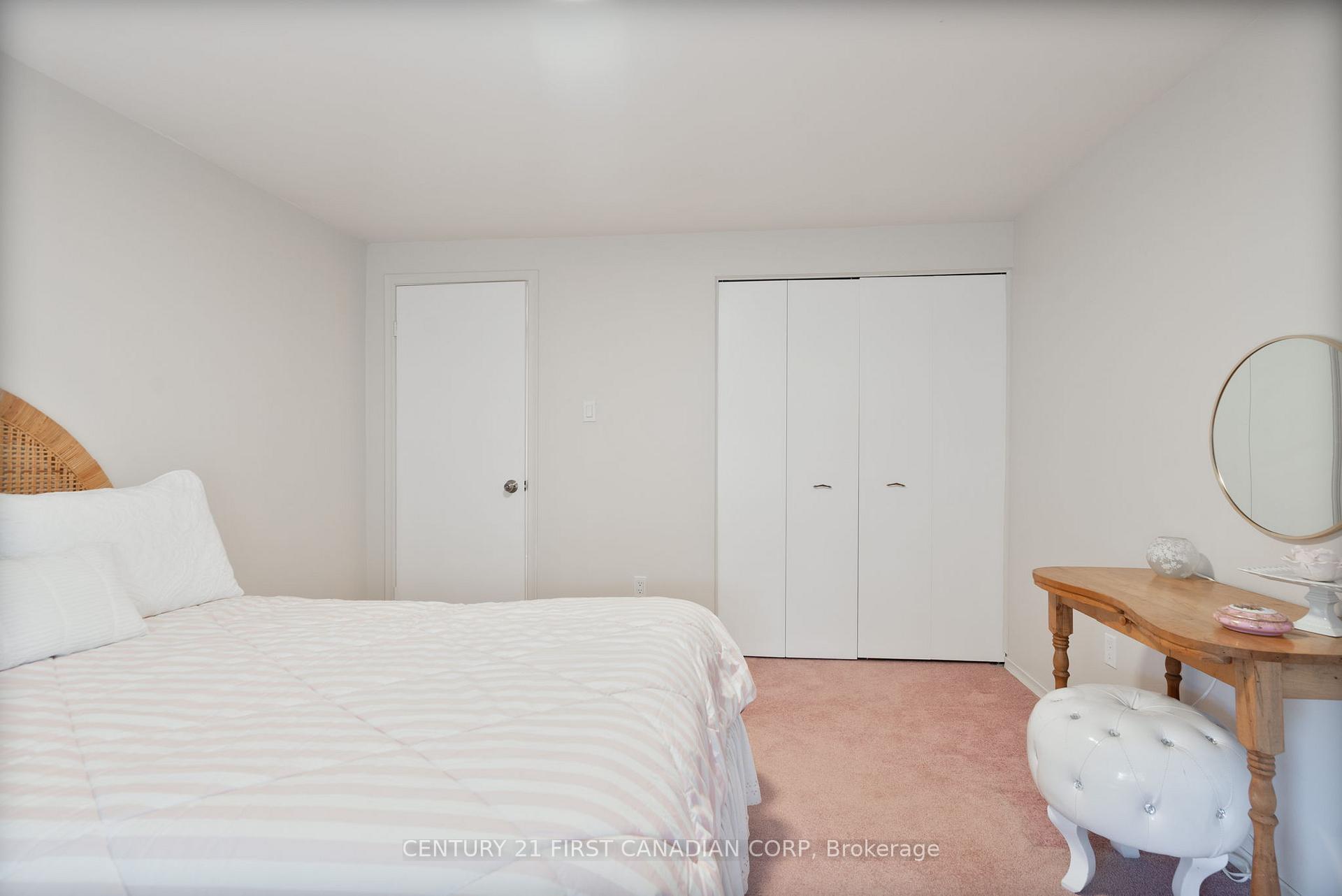 Photo 16 of 456 Maple Street, Strathroy-Caradoc, NW — HOMEH