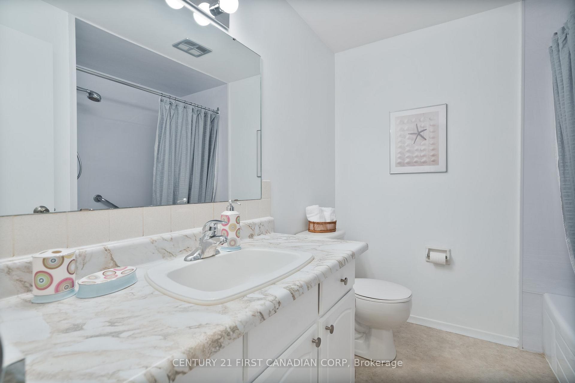 Photo 17 of 456 Maple Street, Strathroy-Caradoc, NW — HOMEH