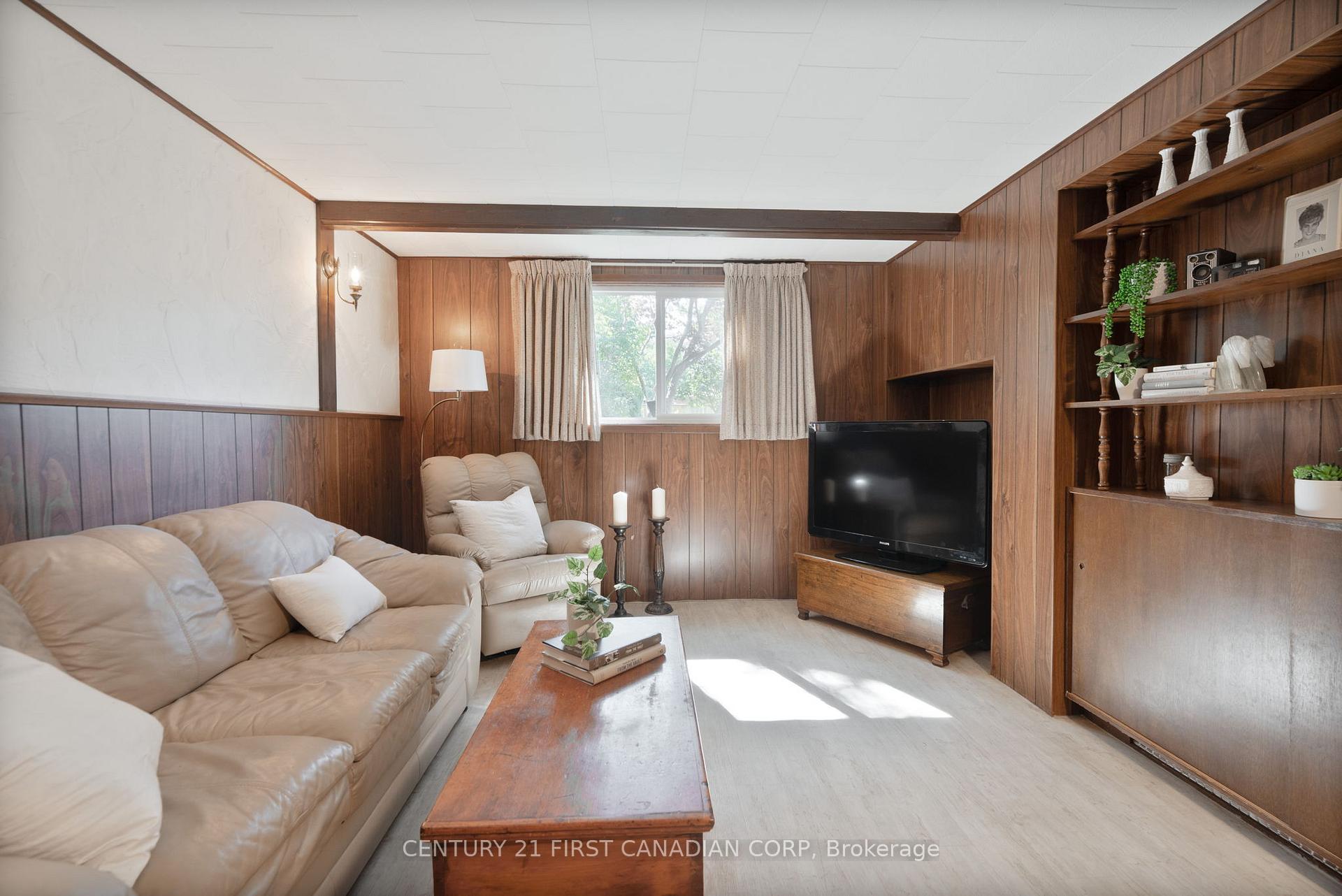 Photo 21 of 456 Maple Street, Strathroy-Caradoc, NW — HOMEH