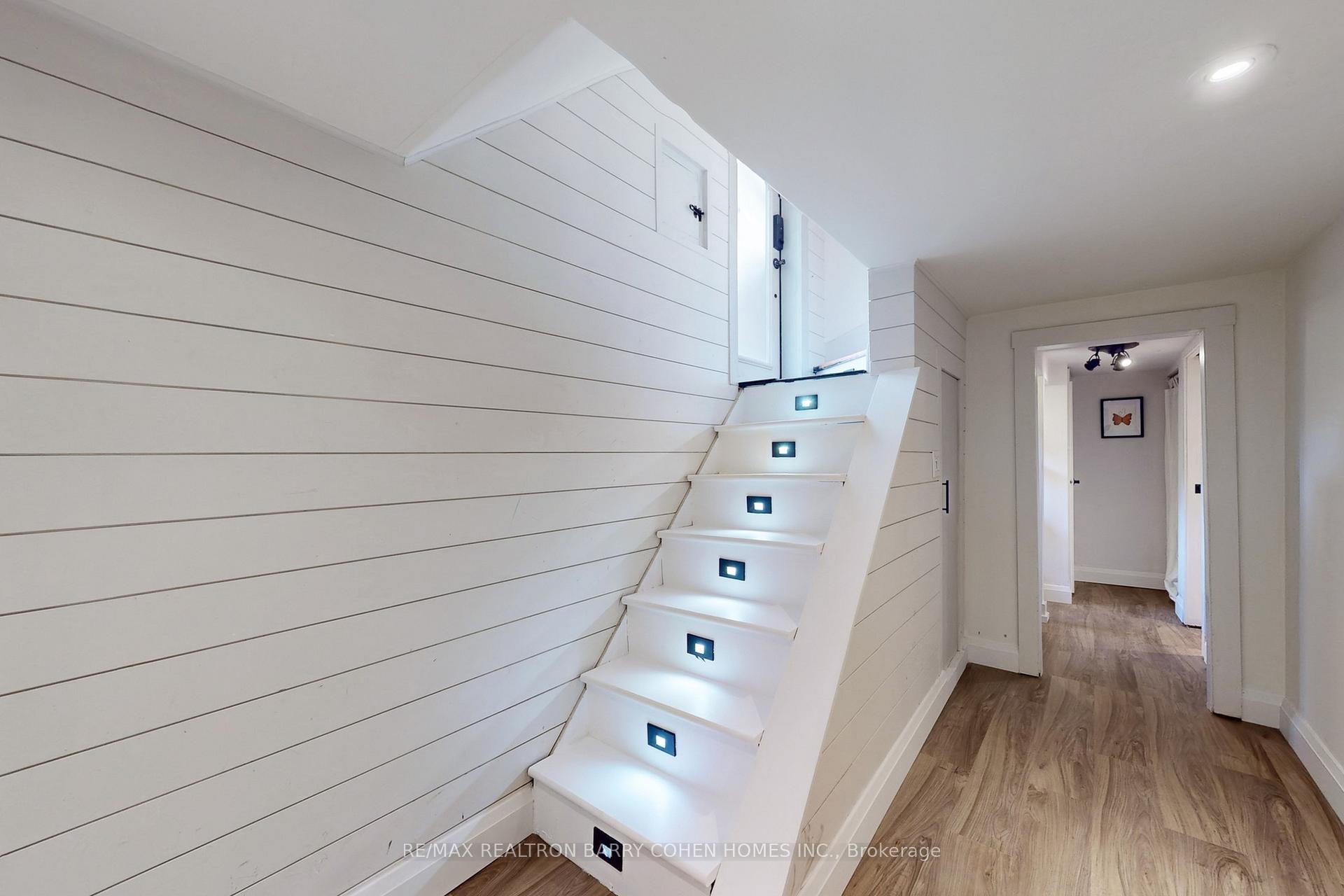 Photo 26 of 155 Parkhurst Boulevard, Toronto, Leaside — HOMEH