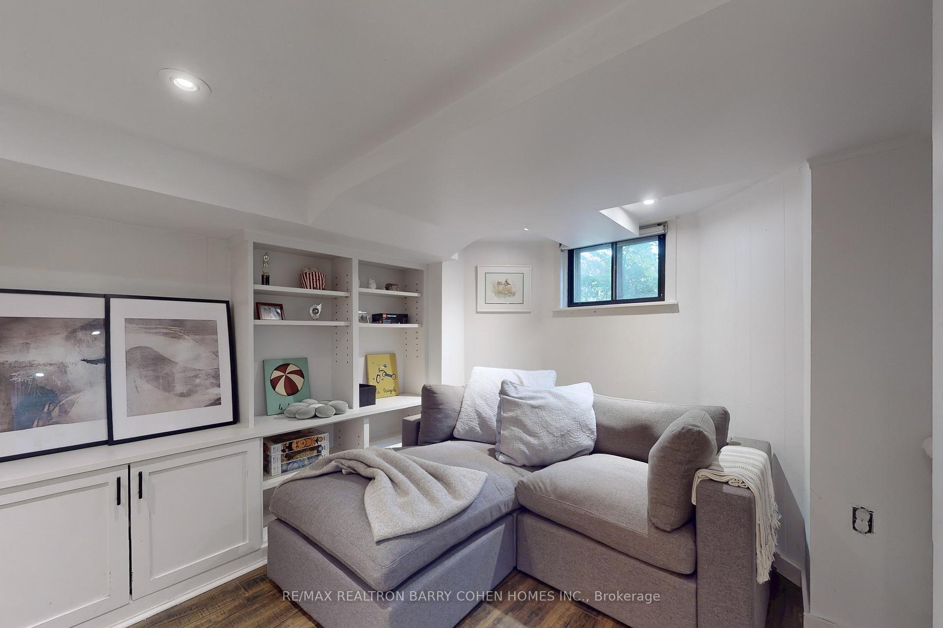 Photo 27 of 155 Parkhurst Boulevard, Toronto, Leaside — HOMEH