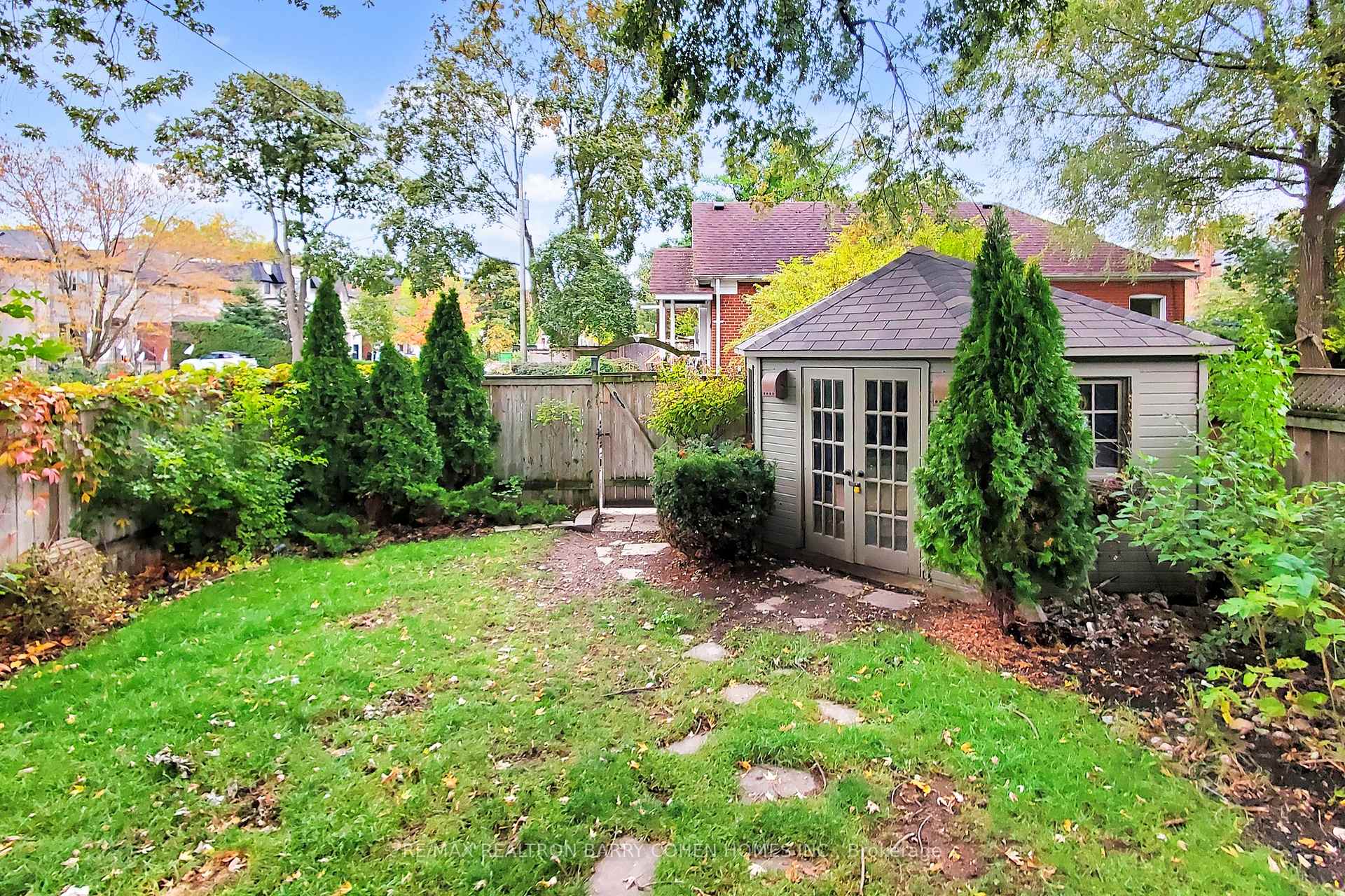 Photo 38 of 155 Parkhurst Boulevard, Toronto, Leaside — HOMEH