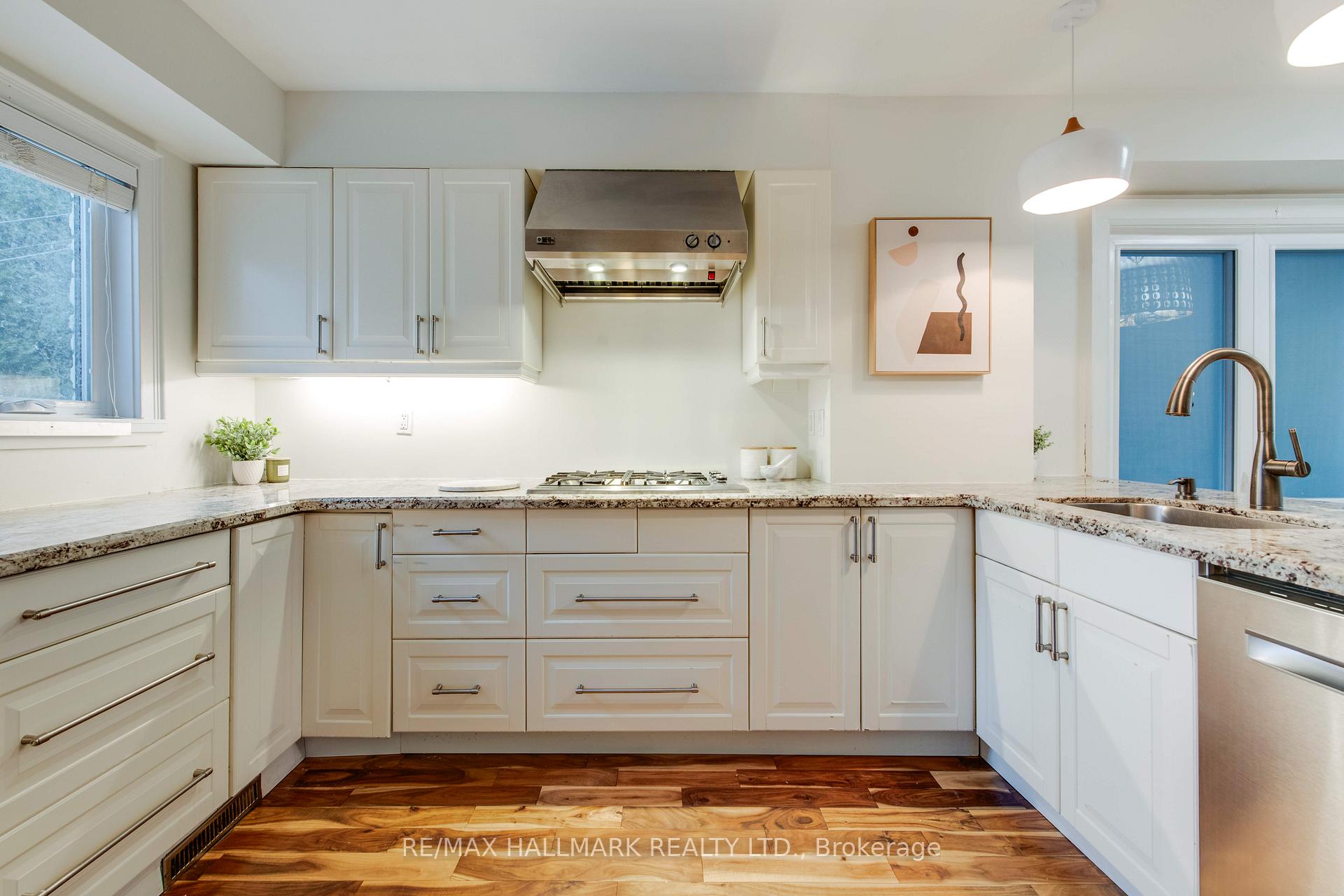 Photo 9 of 20 Marigold Avenue, Toronto, South Riverdale — HOMEH