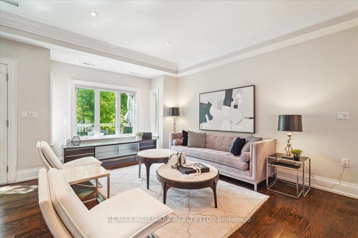 Photo 13 of 135 Glenvale Boulevard, Toronto, Leaside — HOMEH