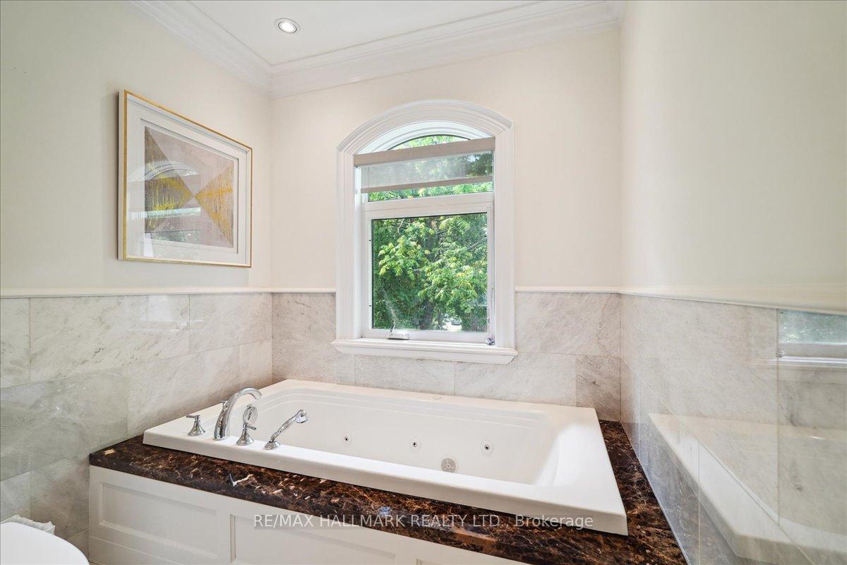 Photo 24 of 135 Glenvale Boulevard, Toronto, Leaside — HOMEH